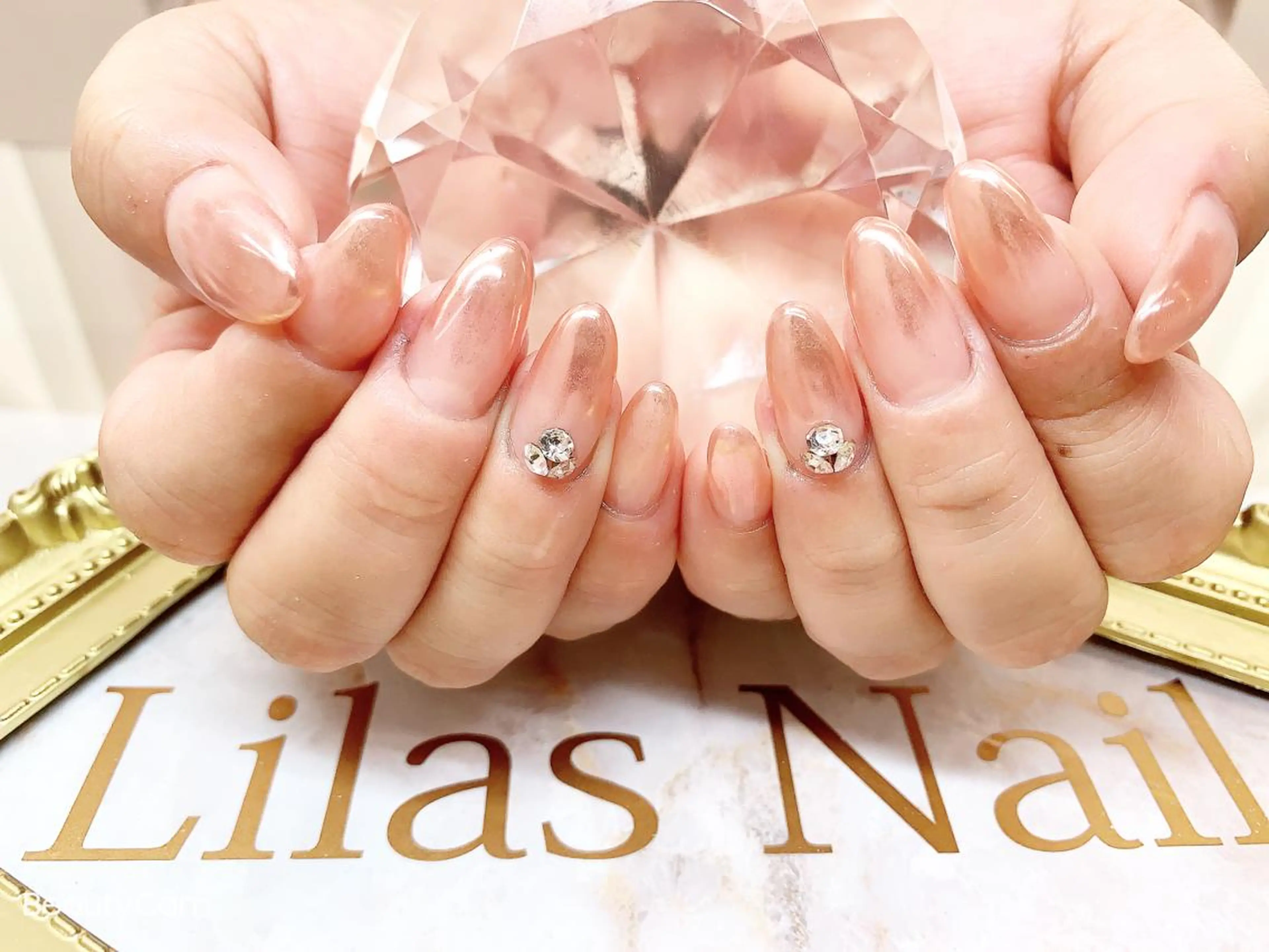 ネイル ジェルネイル ゴールド グラデーション ハードジェル ロングネイル Lilas Nailのネイルデザイン