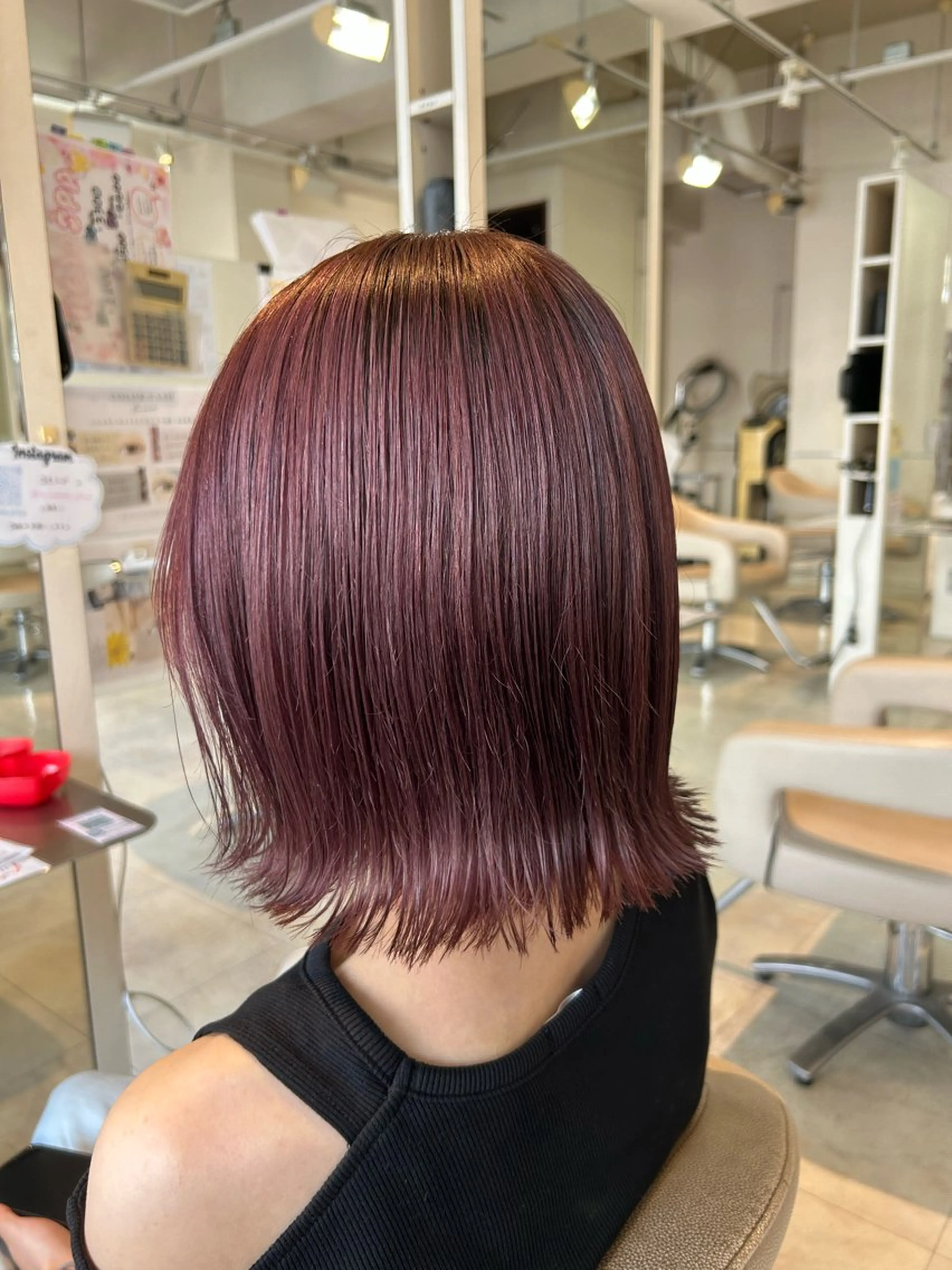 ミディアム カラー ピンクカラー ピンクパープル パープルカラー ヘアカラー 小森 永のヘアスタイル