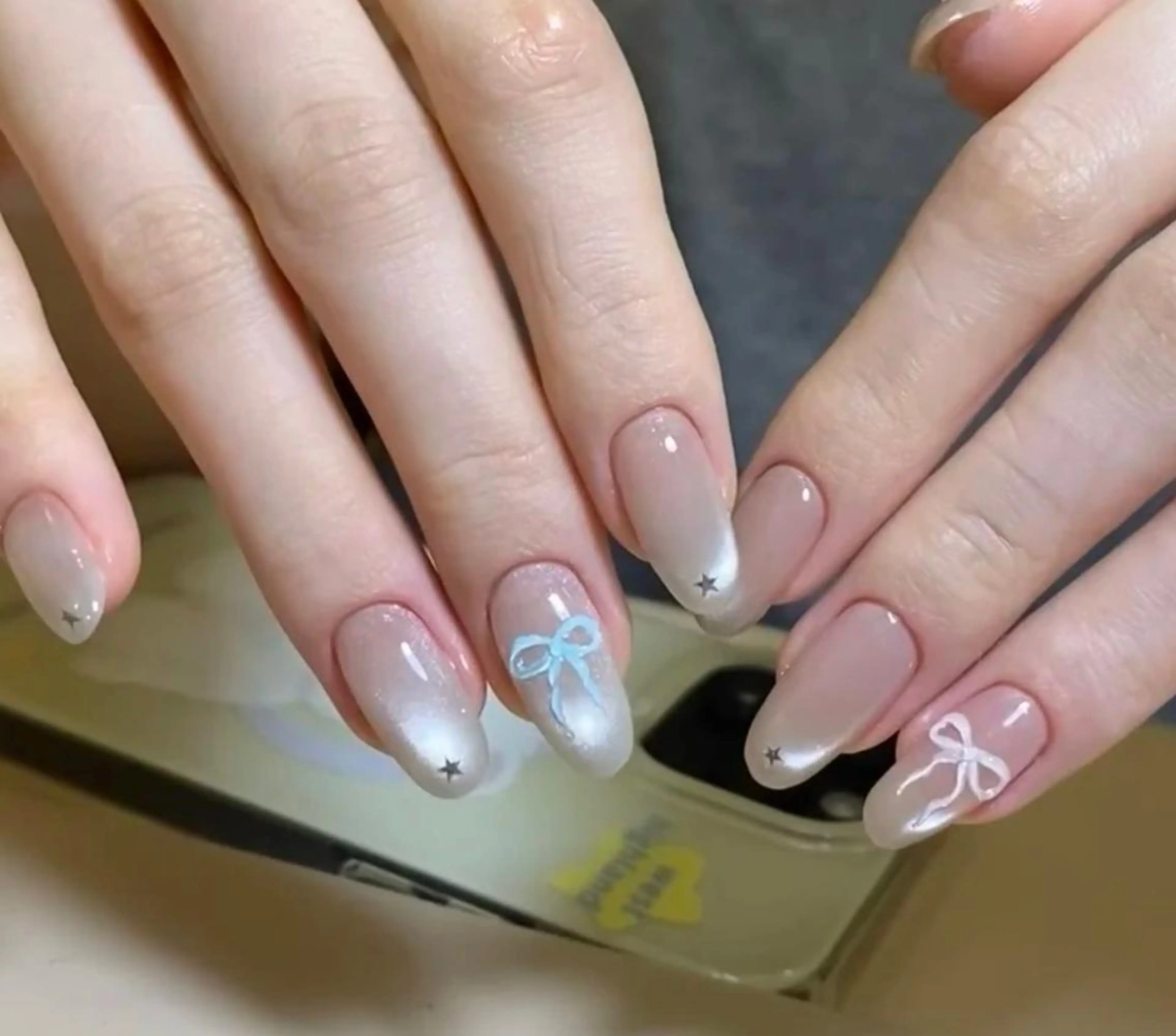 ネイル ハンドネイル 🎀 Ayaka_nailのネイルデザイン