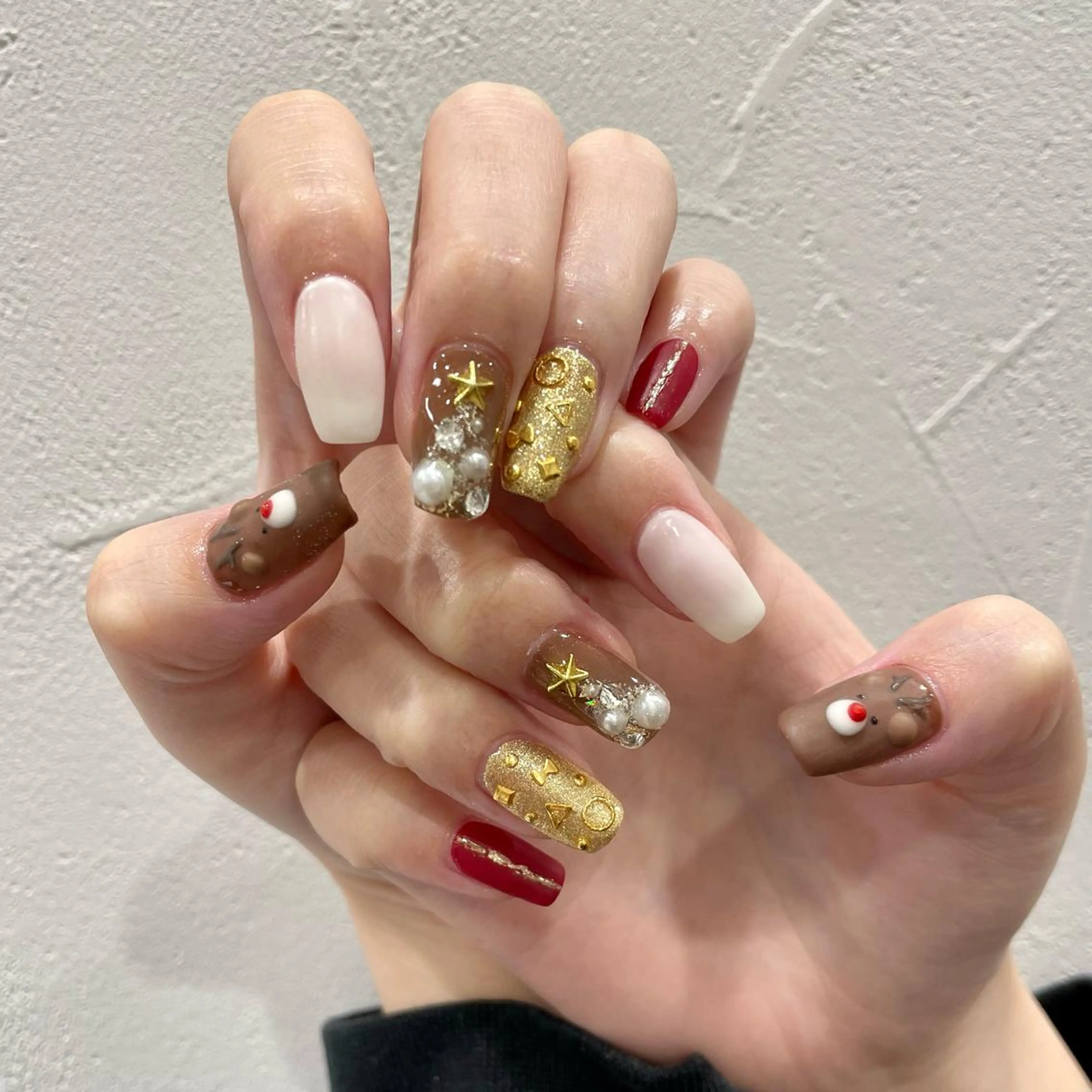 ネイル 冬ネイル クリスマス ハンドネイル 佐藤 まりえのネイルデザイン