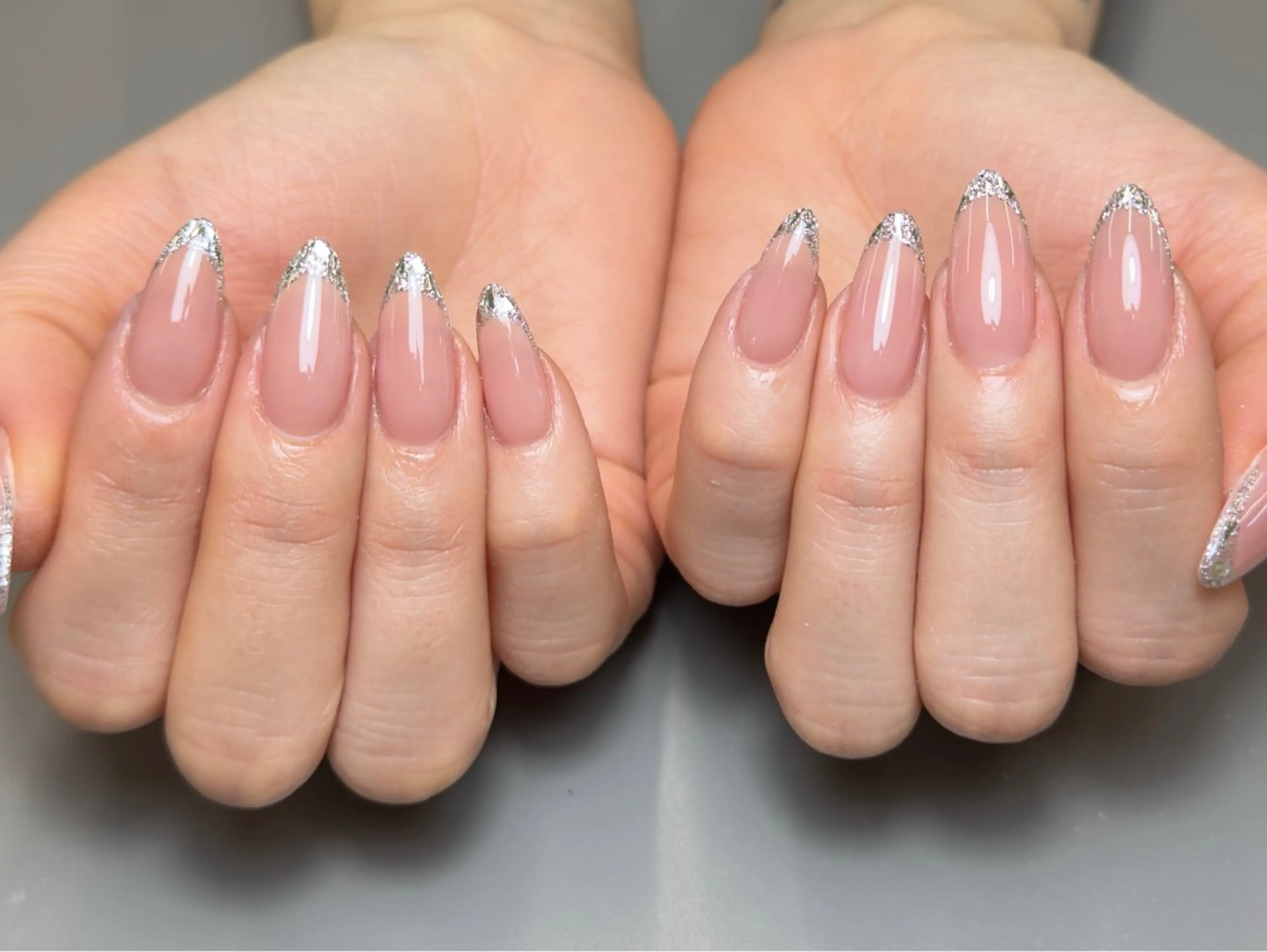 ネイル フレンチネイル ガラスフレンチ ハンドネイル MY Nail所属・中村 ユメのネイルデザイン