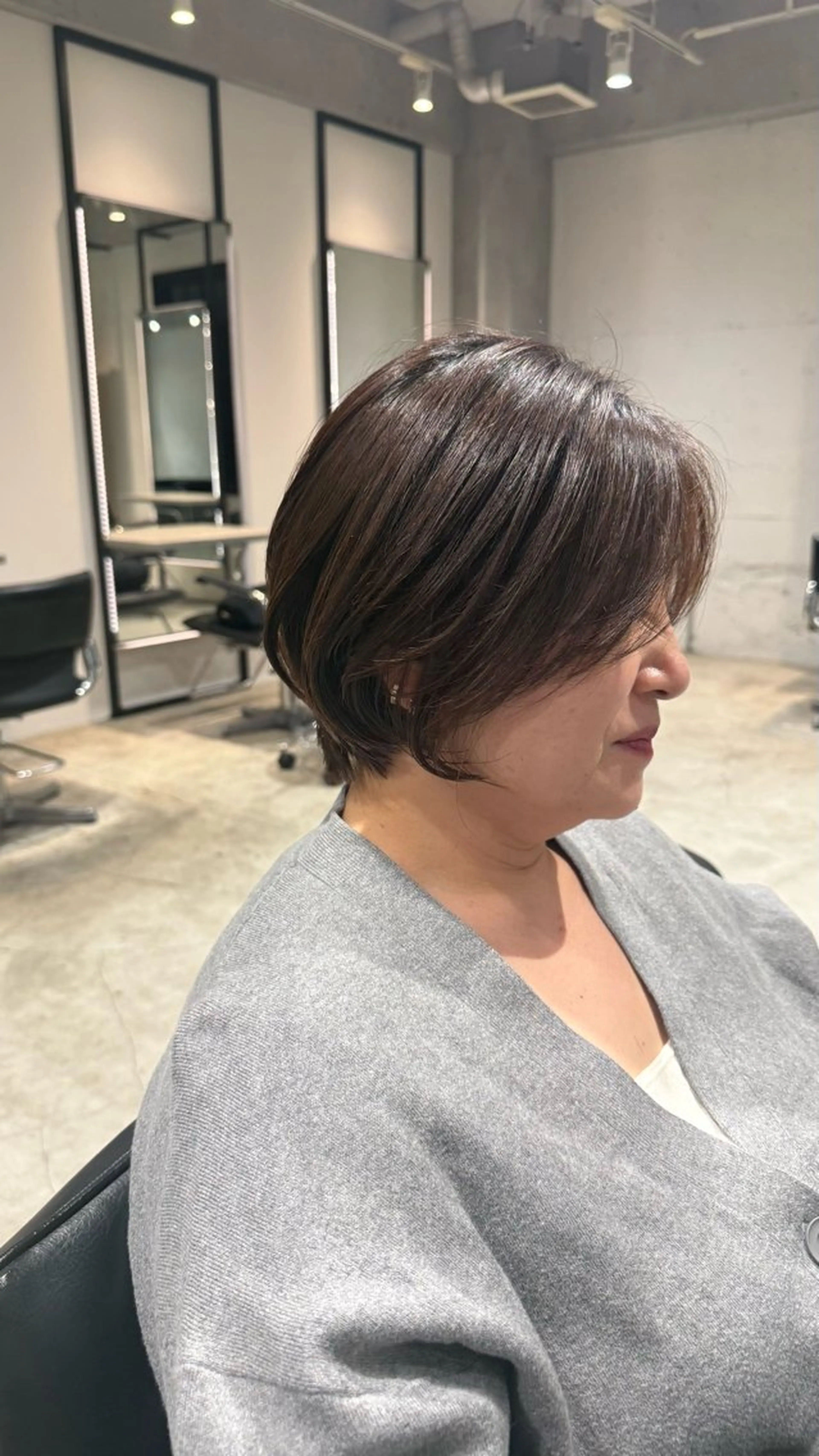 ショート ショートヘア あんな🦋レイヤー カット/透明感カラーのヘアスタイル