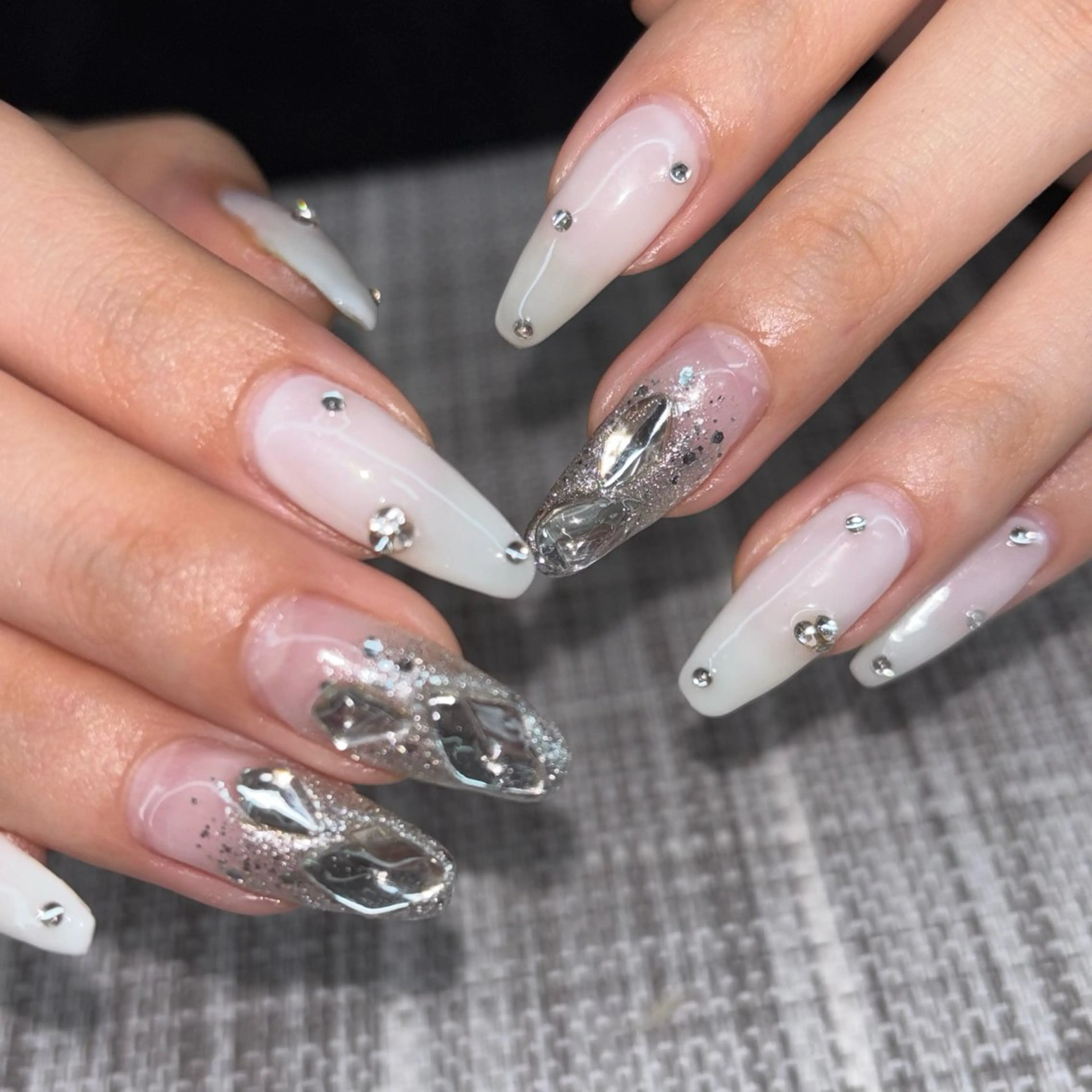 ネイル 浅草eknail 🖤EMIRIのネイルデザイン