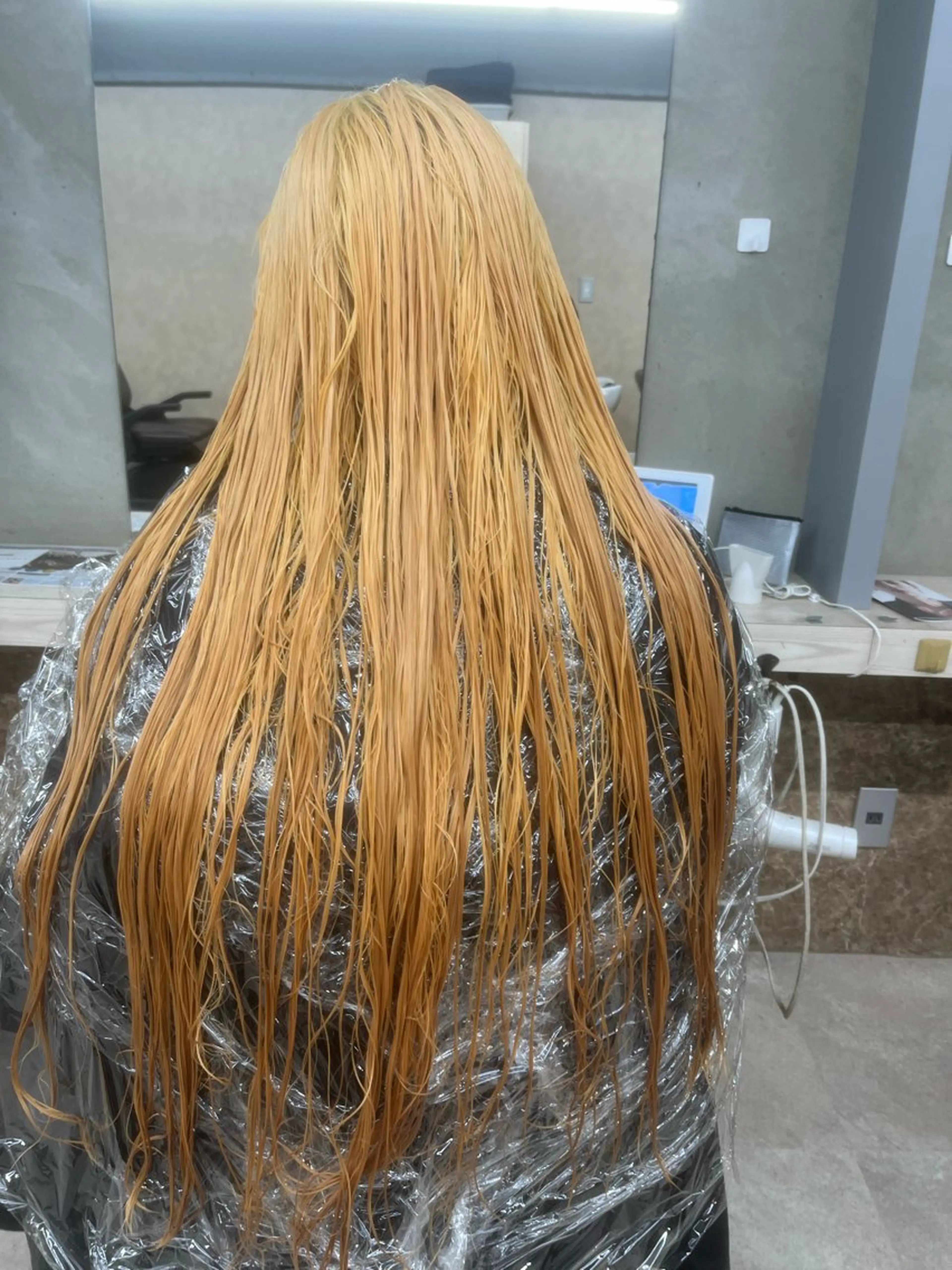 ロング カラー ヘアカラー トリートメント 🐈‍⬛多系統🕶 tsubura🖤のヘアスタイル