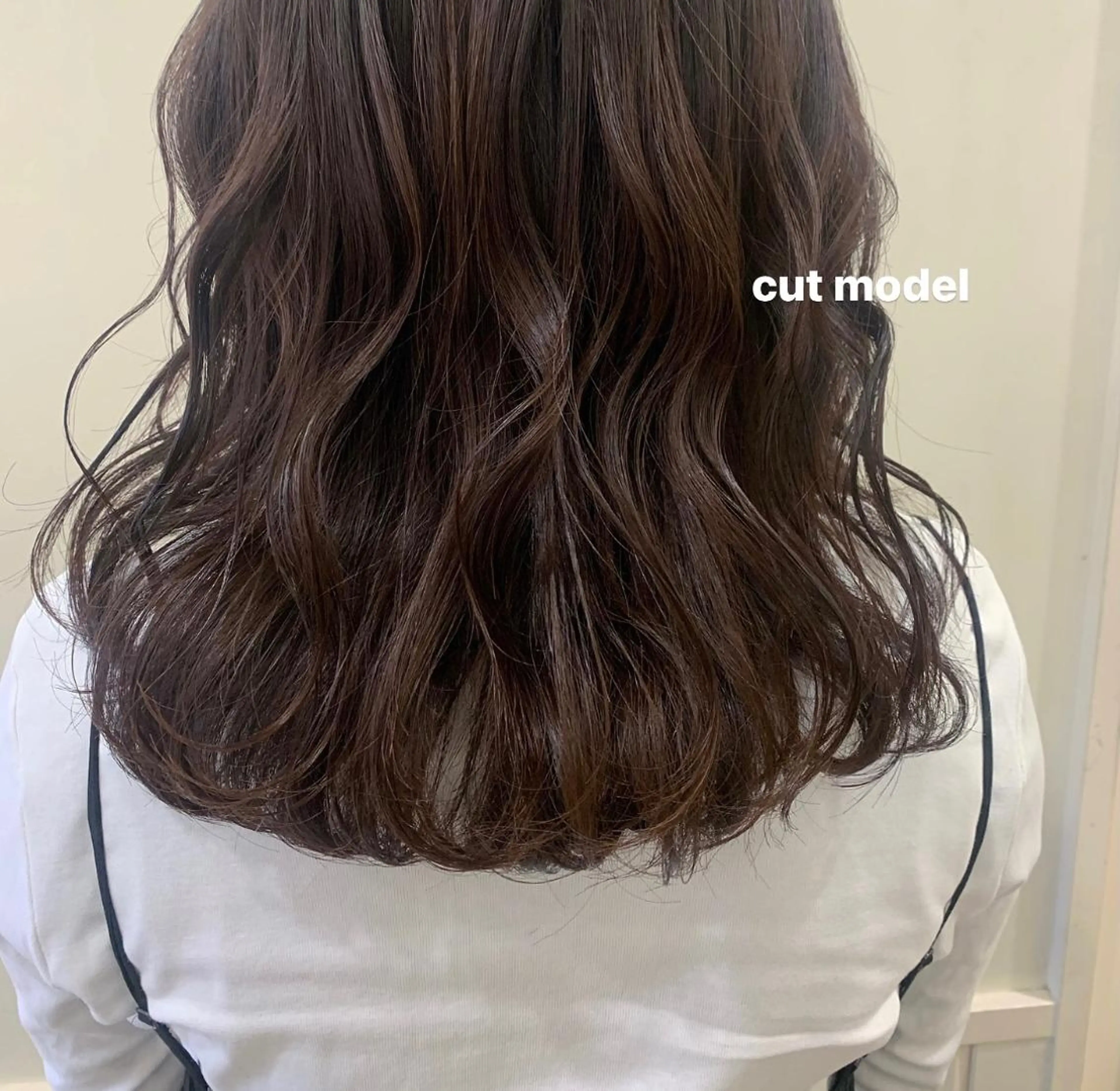 ミディアム ブリーチなしWカラー ／レイヤー🎀マリノのヘアスタイル