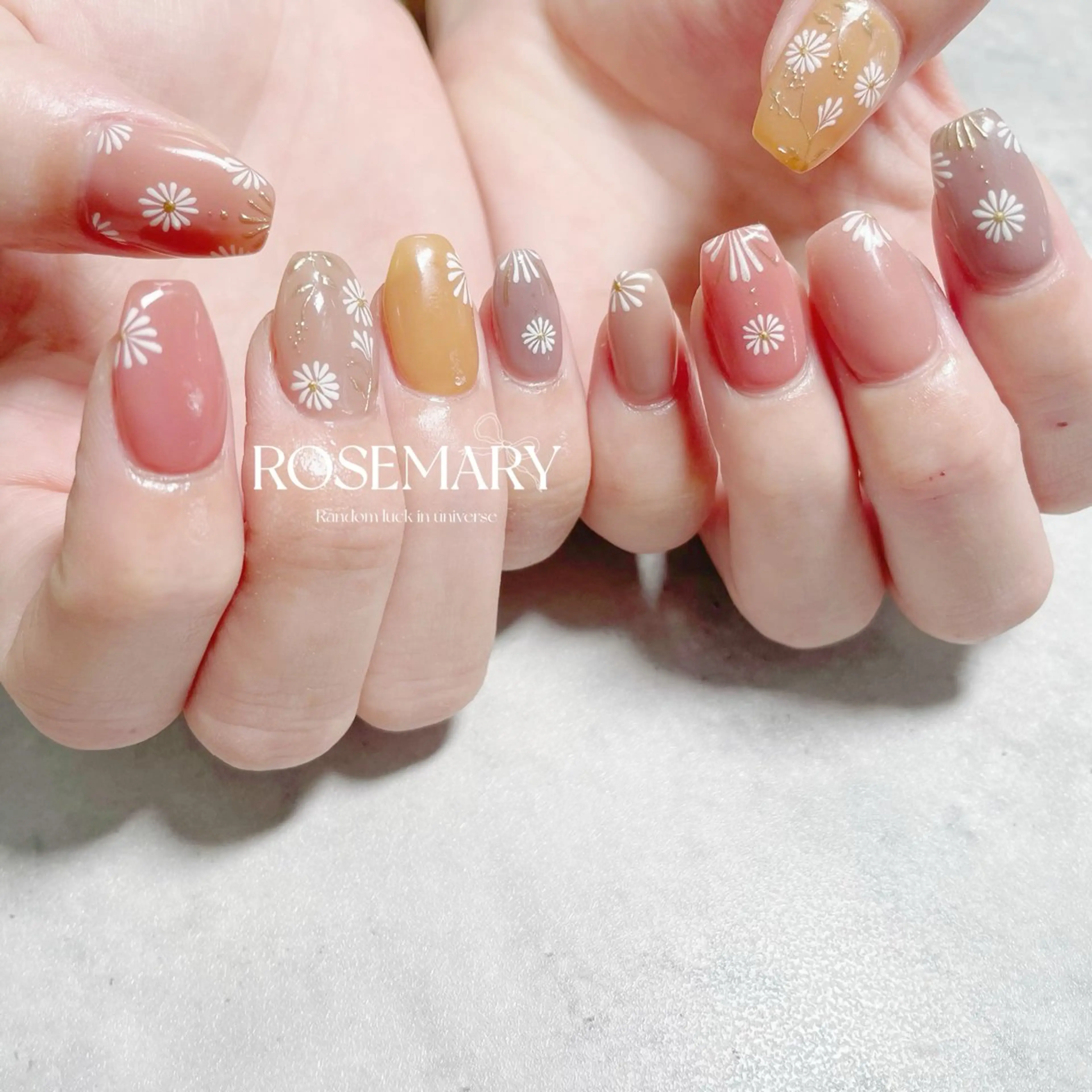 ネイル 持ち込み ハンドネイル ROSE・MARY 木村のネイルデザイン