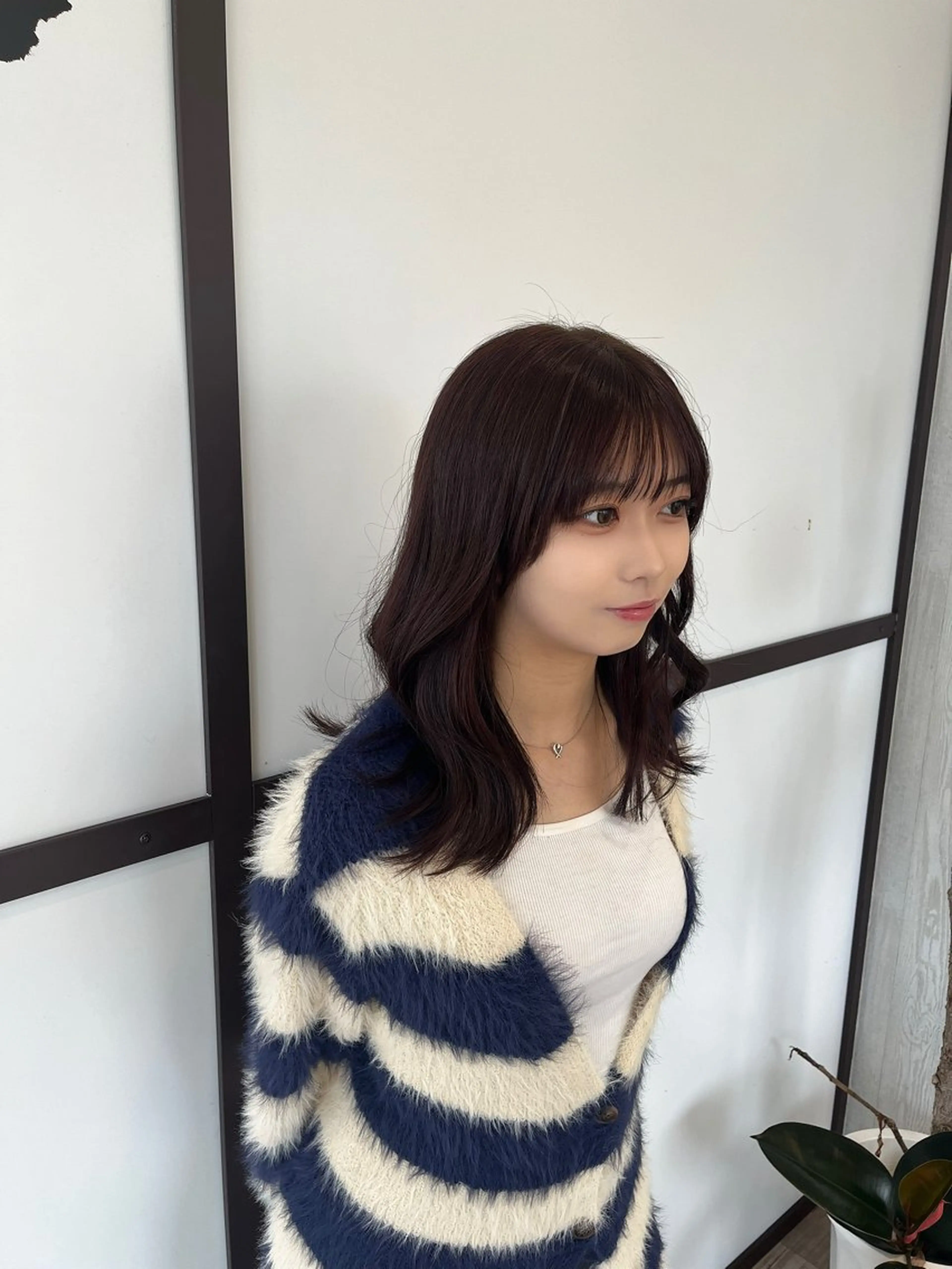 ミディアム カラー ベージュカラー ボルドーカラー カット ヘアカラー ブリーチなしWカラー レイヤー/Rickyのヘアスタイル