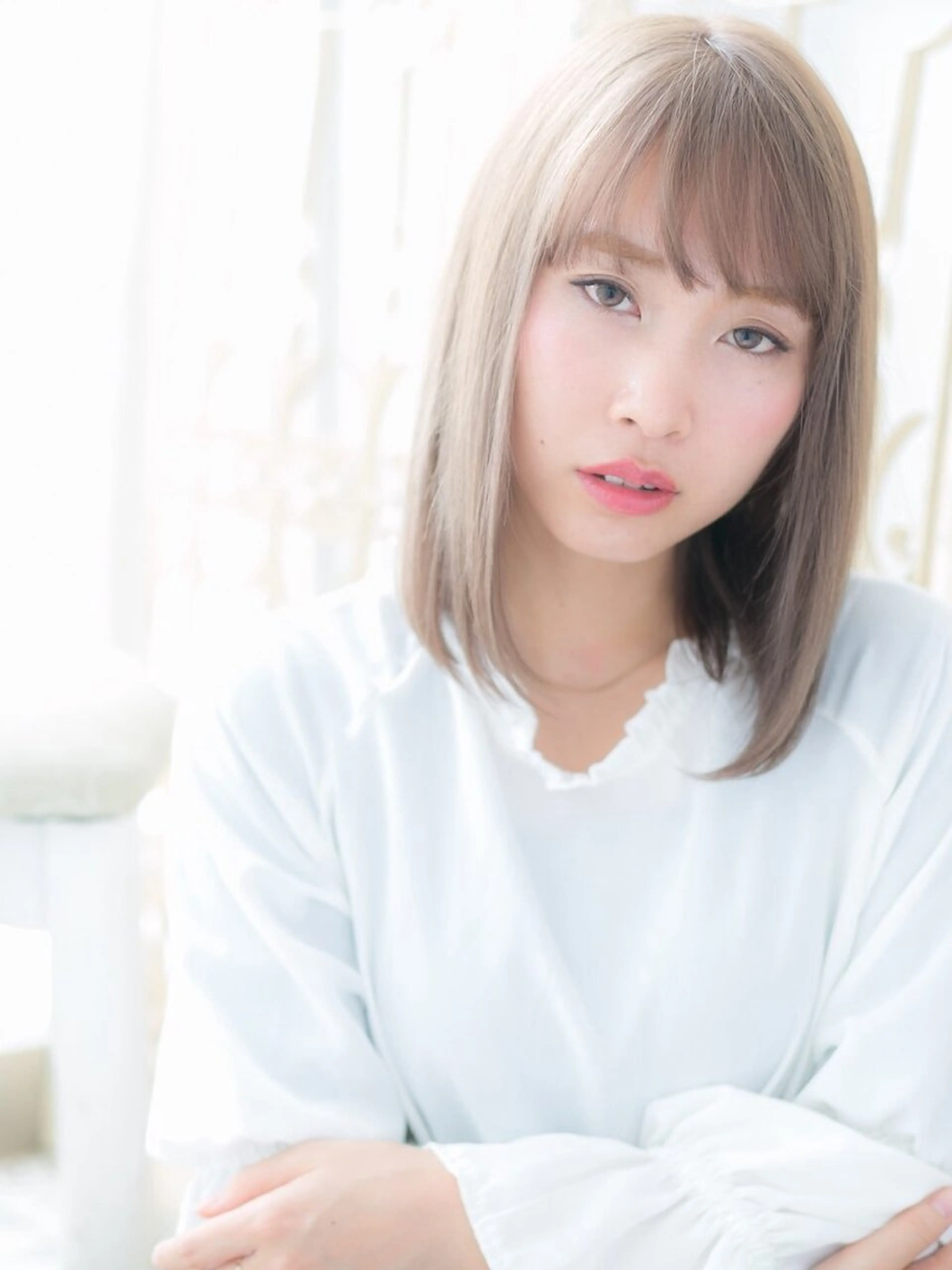 ミディアム 縮毛矯正×髪質改善 カラー×クロスパーマのヘアスタイル