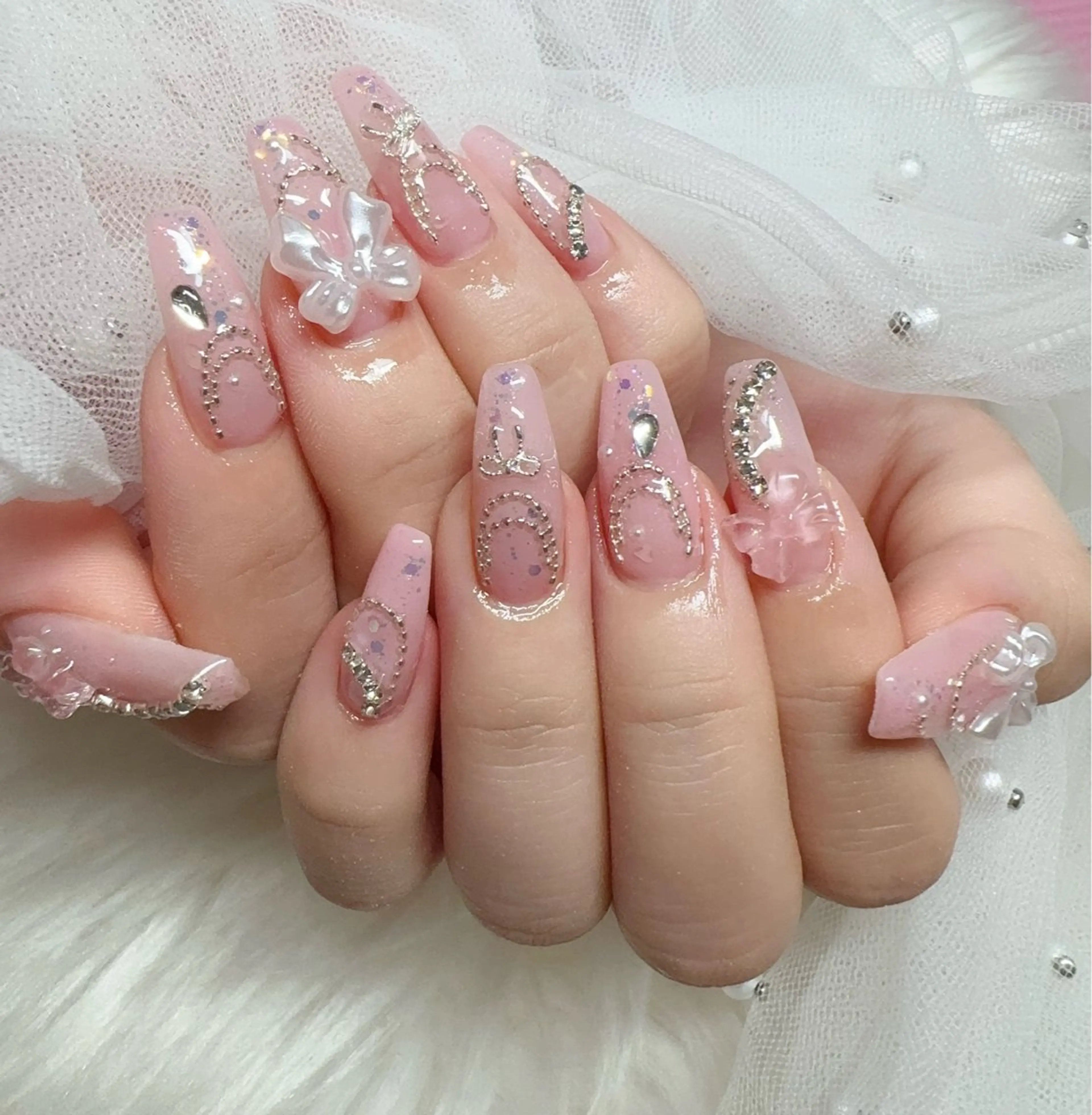 ネイル ハンドネイル ＆ME アンドミーのネイルデザイン