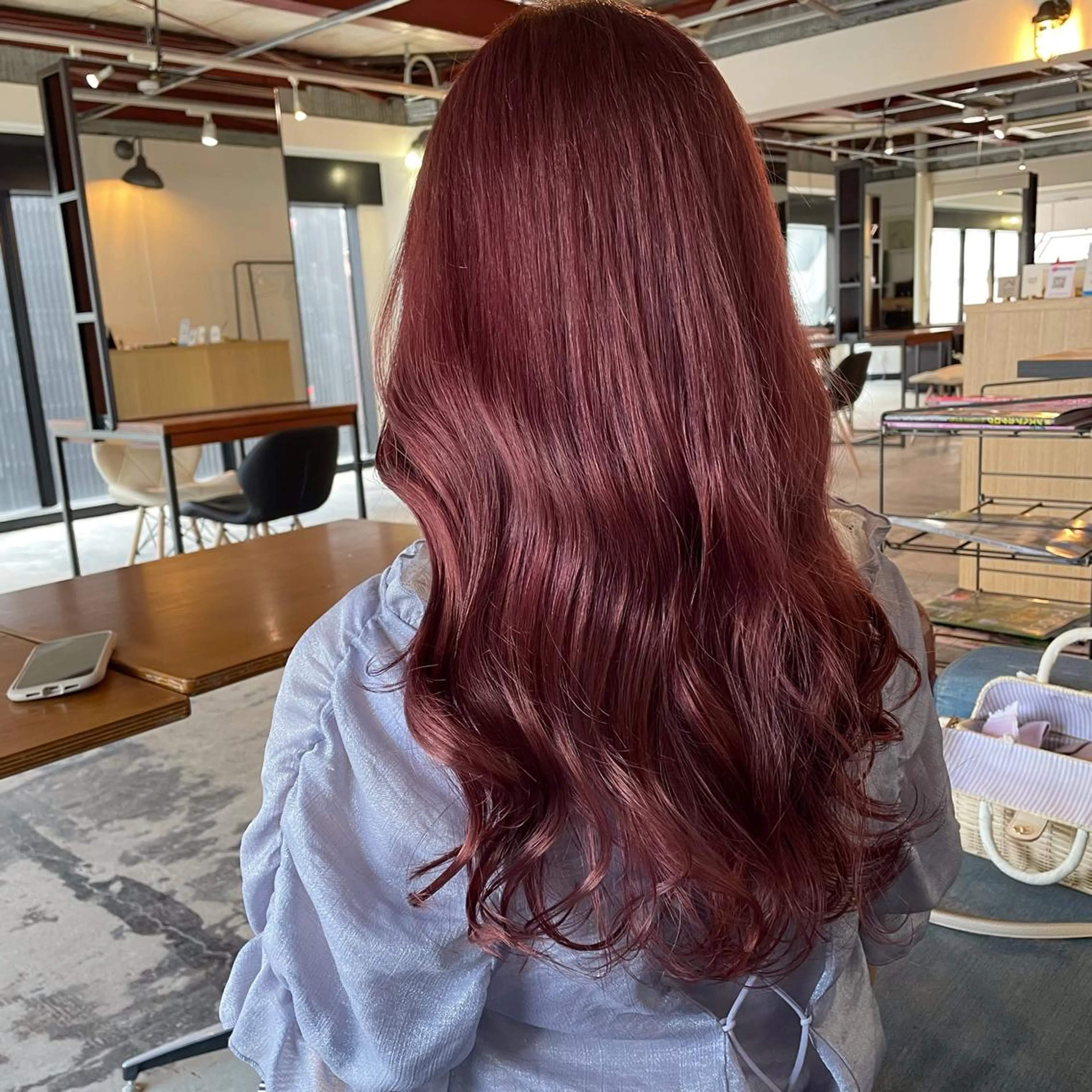 セミロング カラー ヘアアレンジ セミロングパーマ アクアカラー ダブルカラー グラデーションカラー ハイライトカラー ヘアカラー トリートメント Luana / 公式 / 大通のヘアスタイル