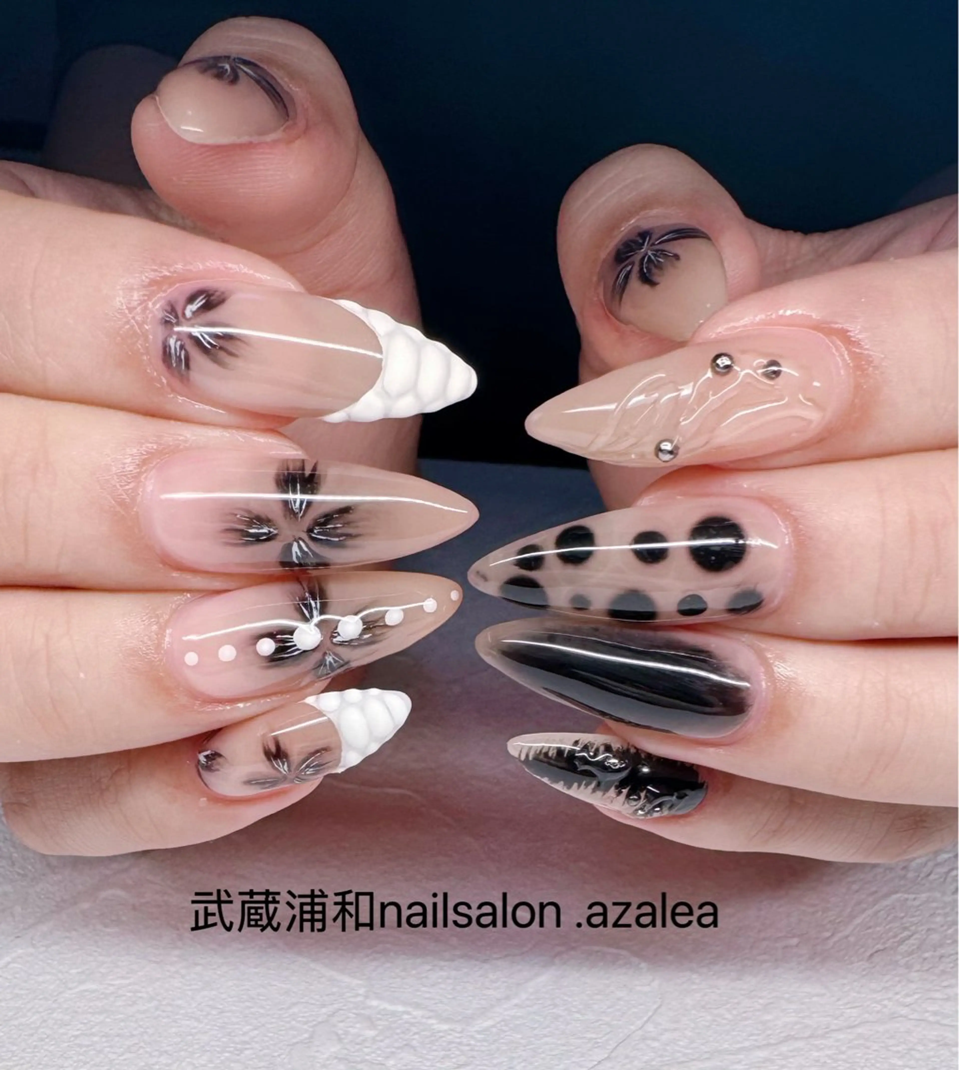 ネイル ハンドネイル R inのネイルデザイン