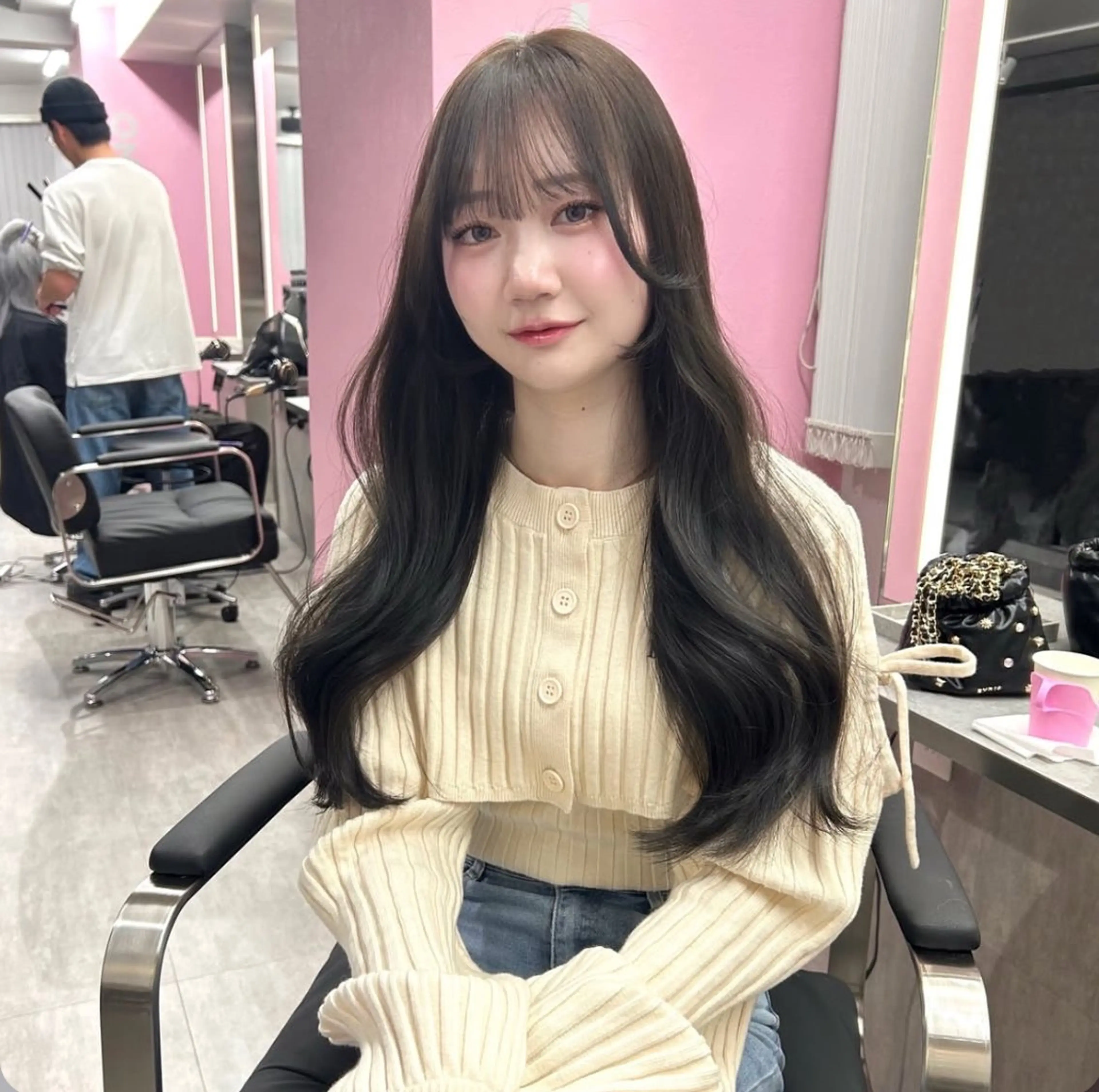 ロング LOUIMADNA栄 🎀Misakiのヘアスタイル