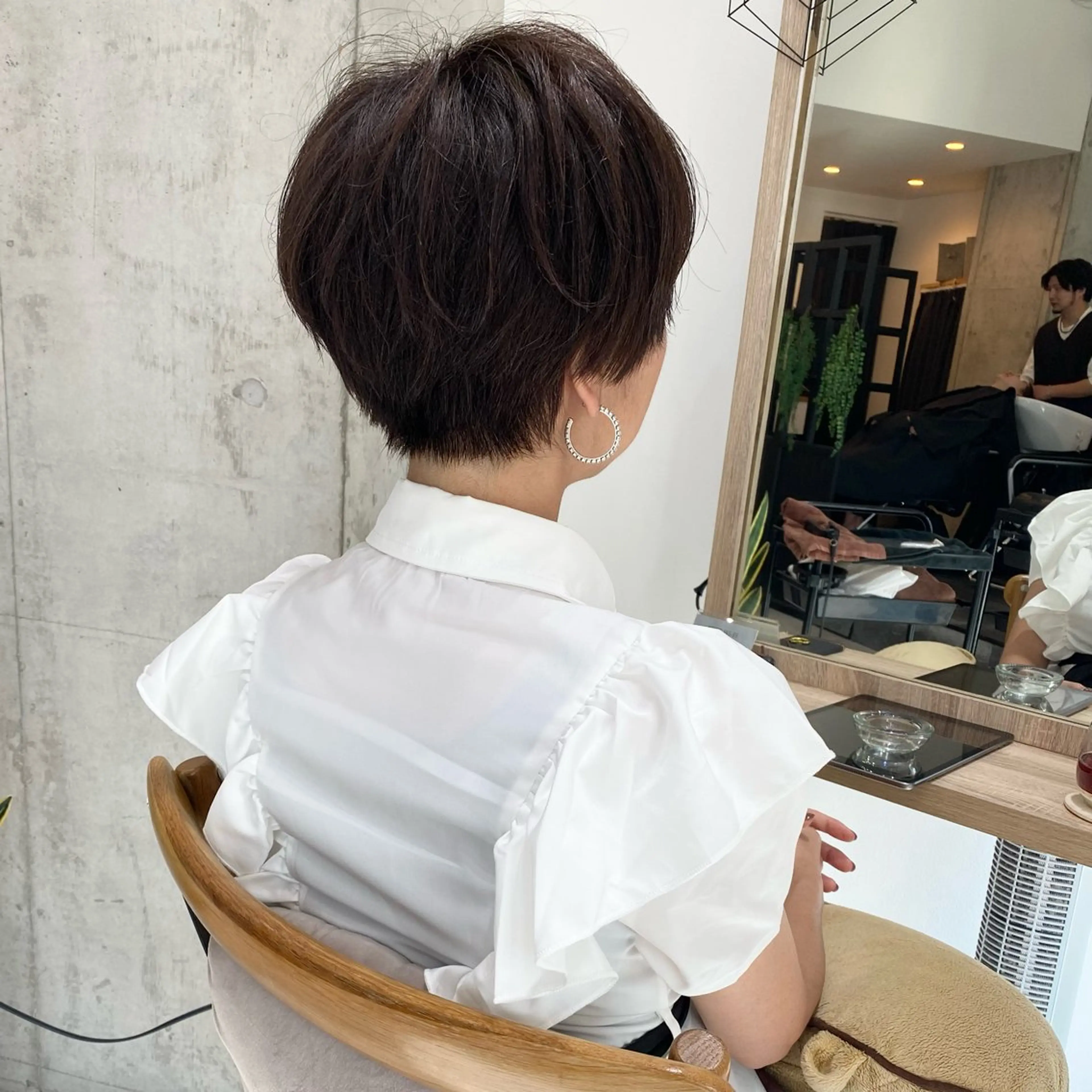 ショート ハイライト 髪質改善 レイヤーカット ショートヘア ショート職人 美容師【KENTA】のヘアスタイル