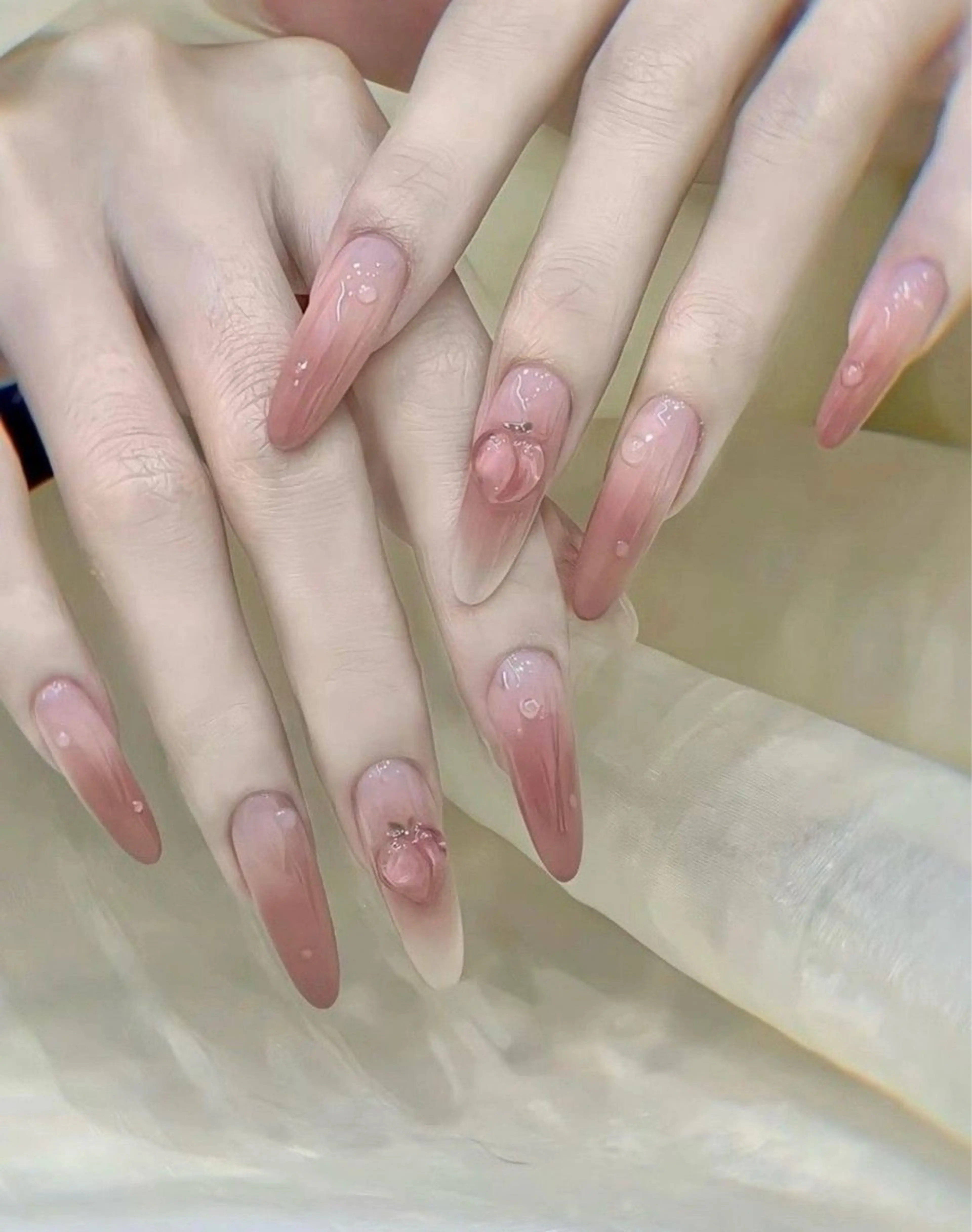 ネイル アートネイル グラデーション Sora Nail Honastugiのネイルデザイン