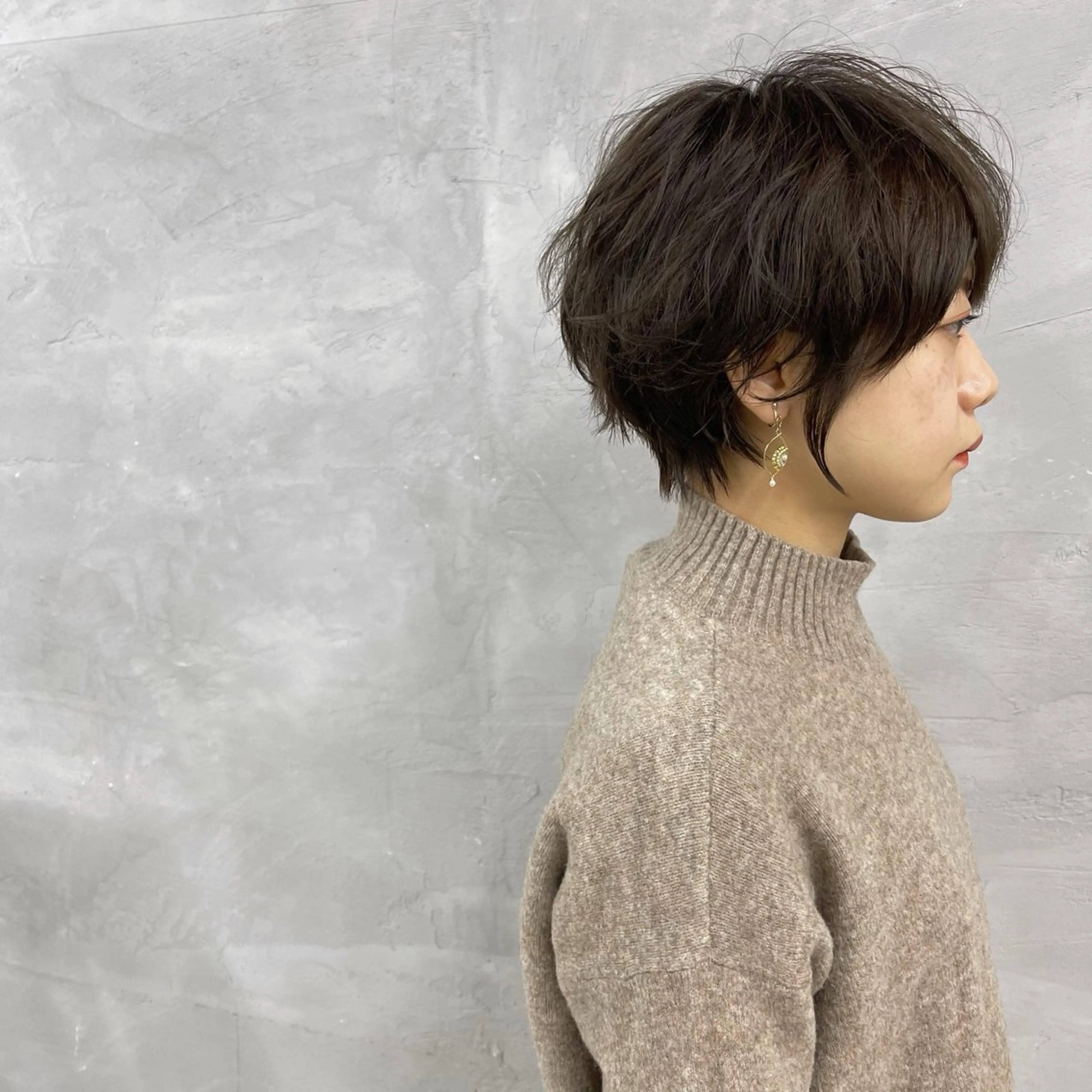 ショート カラー パーマ ショートボブ アッシュ ベージュカラー 透明感カラー ボブ カット ヘアカラー パーマ トリートメント 田畑 智規のヘアスタイル