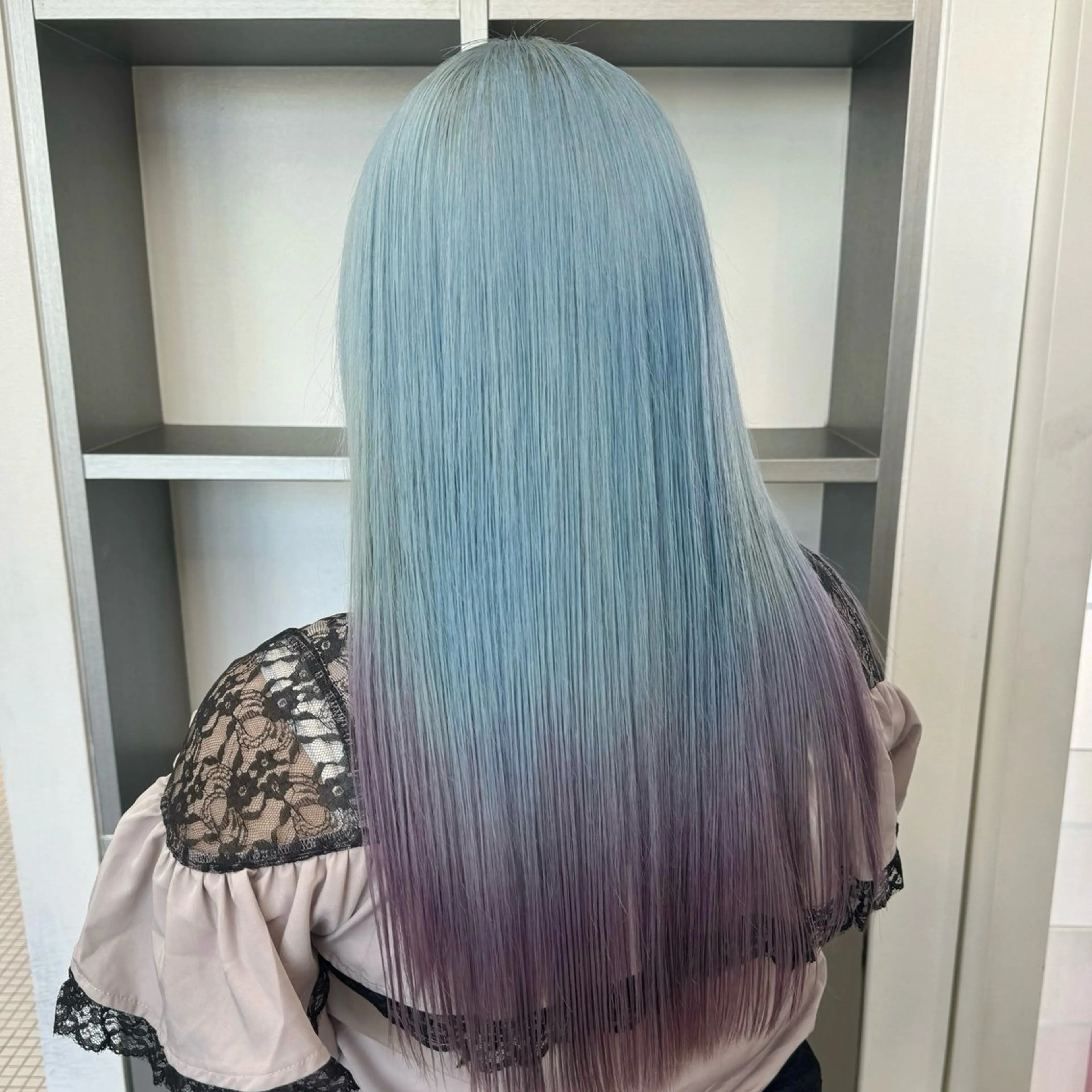 ロング カラー ヘアカラー トリートメント 🌼動き×透明感🩵 ハイトーン/ナナのヘアスタイル