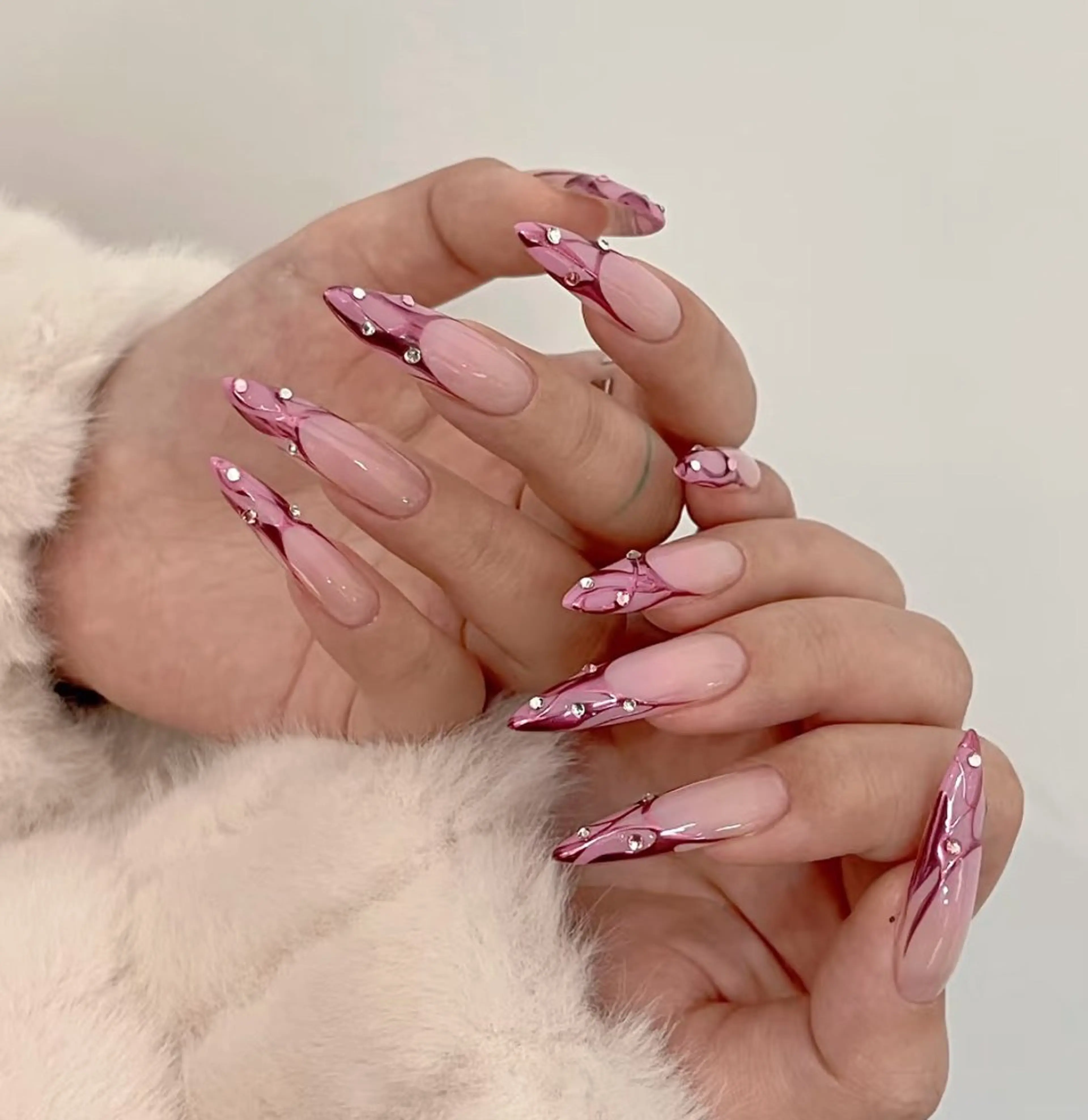 ネイル アートネイル チークネイル 長さ出し フレンチネイル ジェルネイル YK Beauty Salonのマツエク・マツパデザイン