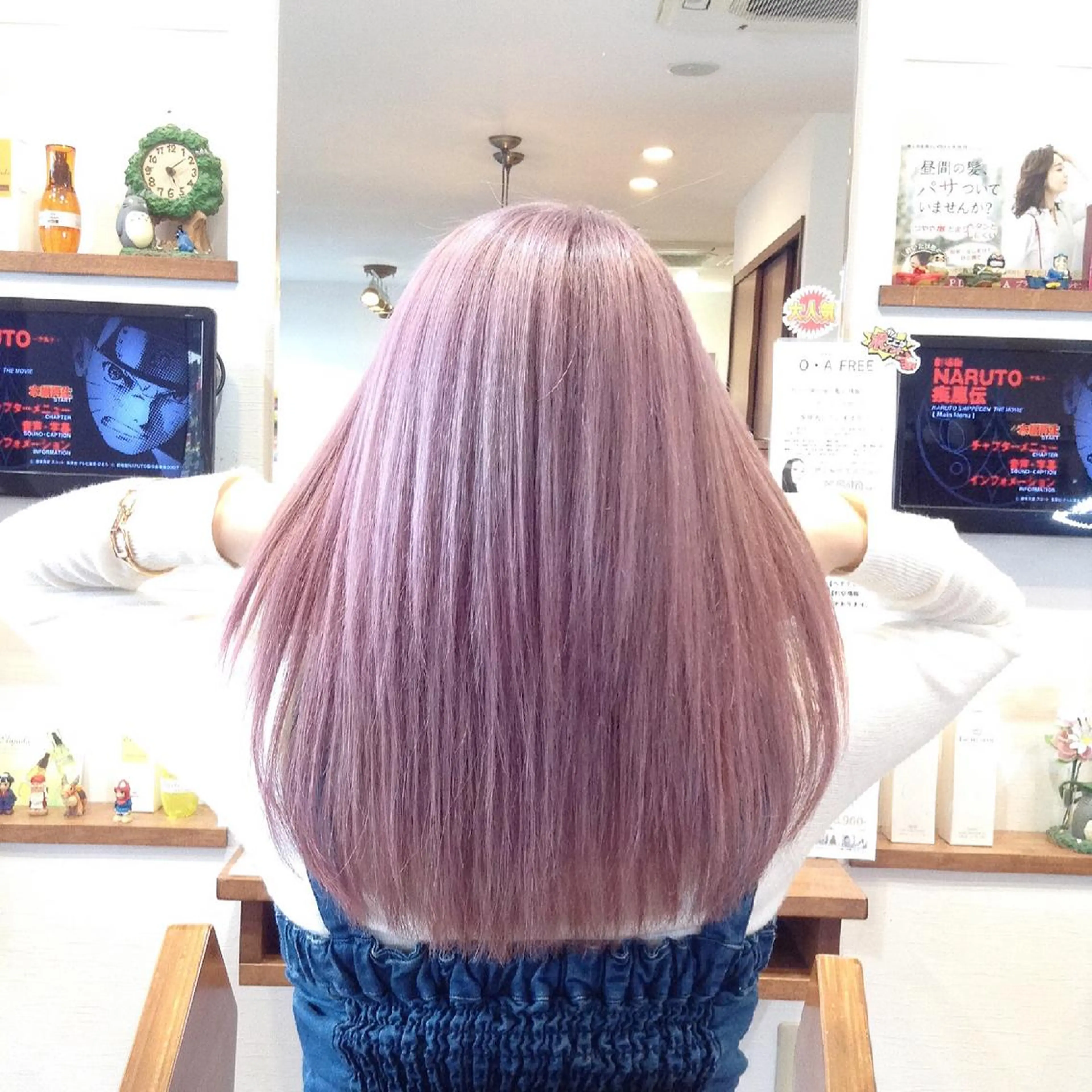 セミロング カラー アディクシーカラー ダブルカラー ハイライトカラー イルミナカラー 3Dハイライト カット ヘアカラー トリートメント 辨天 勇介のヘアスタイル