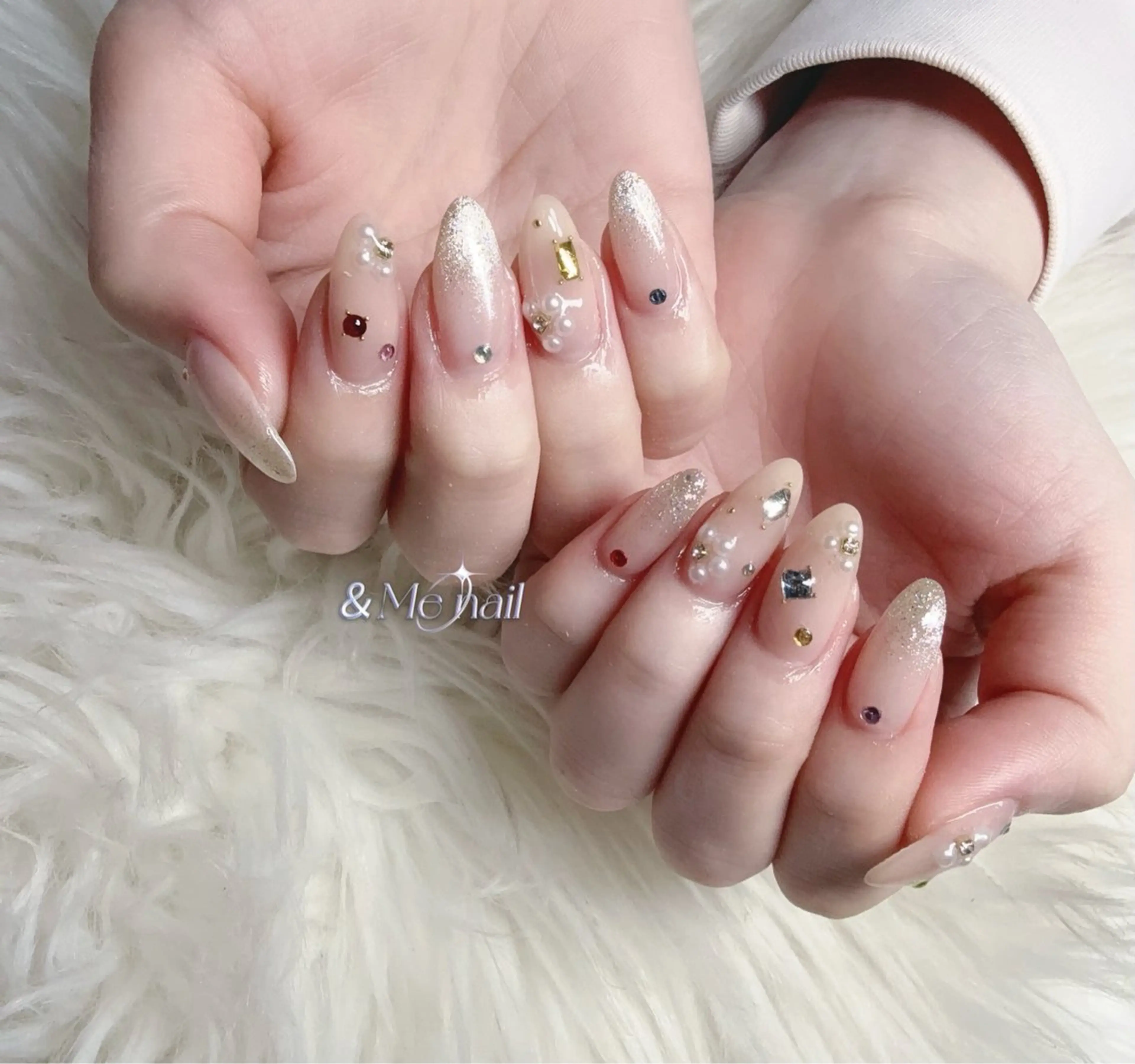 ネイル ハンドネイル ＆ME アンドミーのネイルデザイン