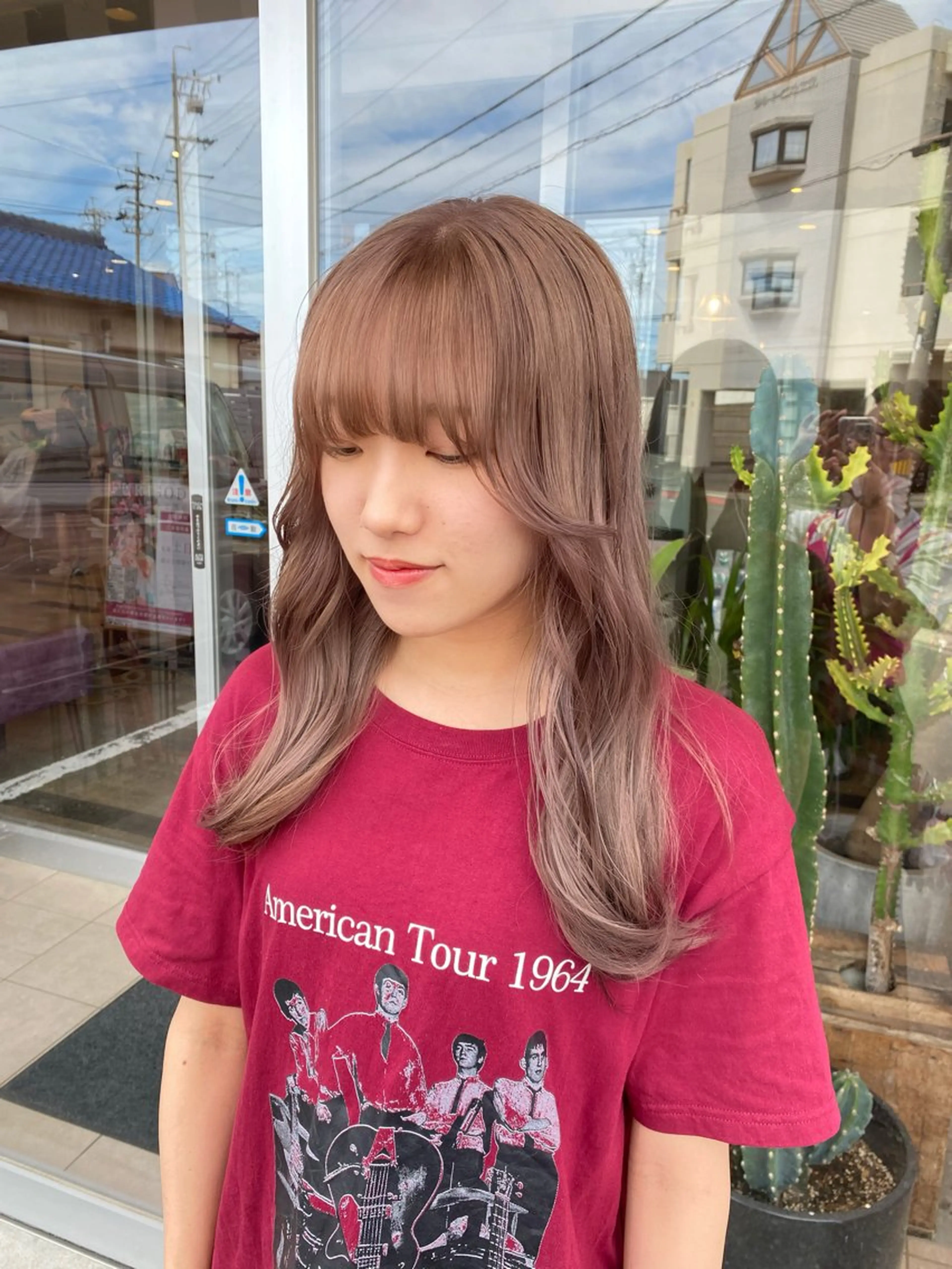 ロング カラー ベージュカラー ブリーチ ハイトーンカラー 髪質改善 ロング 似合わせレイヤー/ Wカラー🧸こころのヘアスタイル