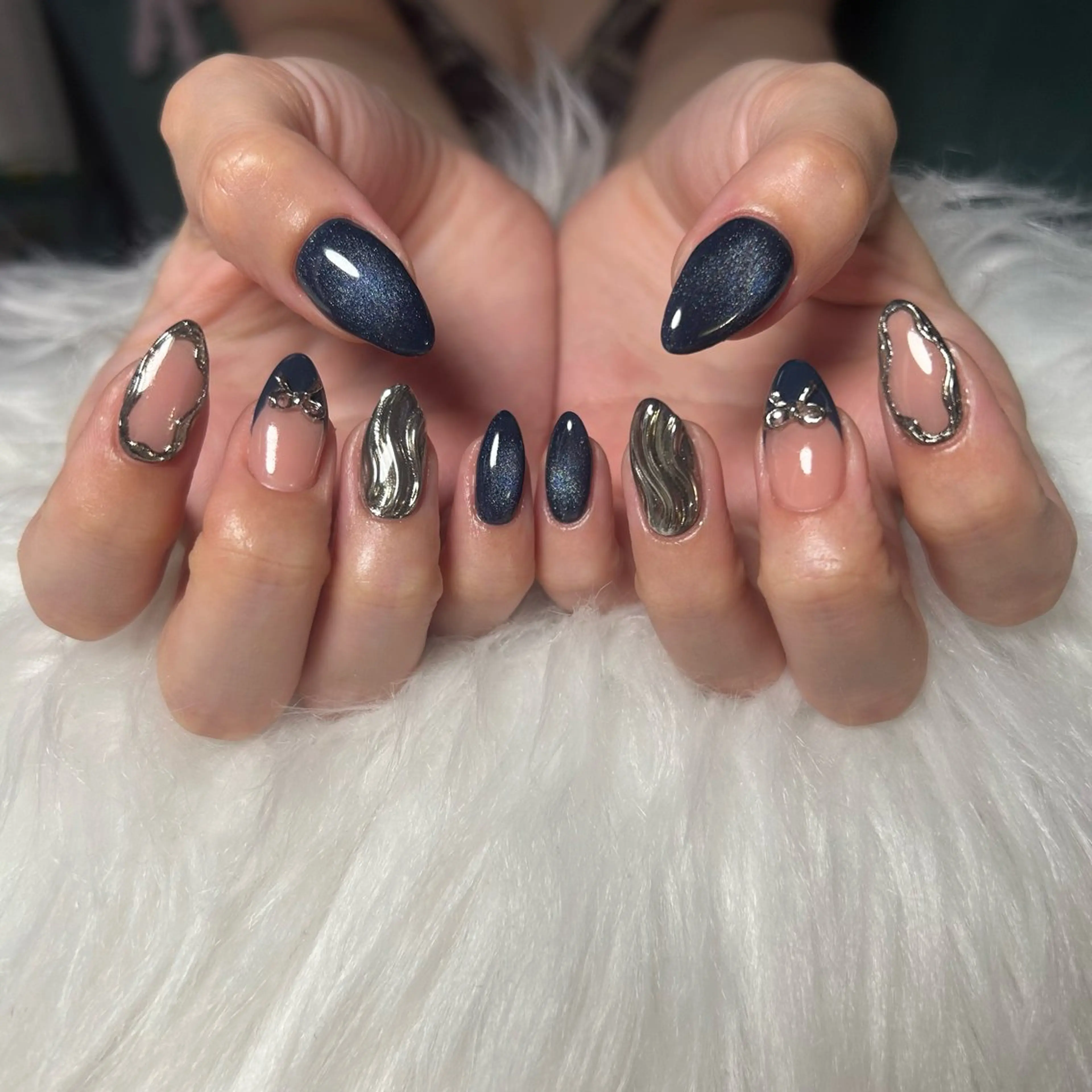 ネイル マグネットネイル ネイビー シルバー ハンドネイル haac nailsのネイルデザイン