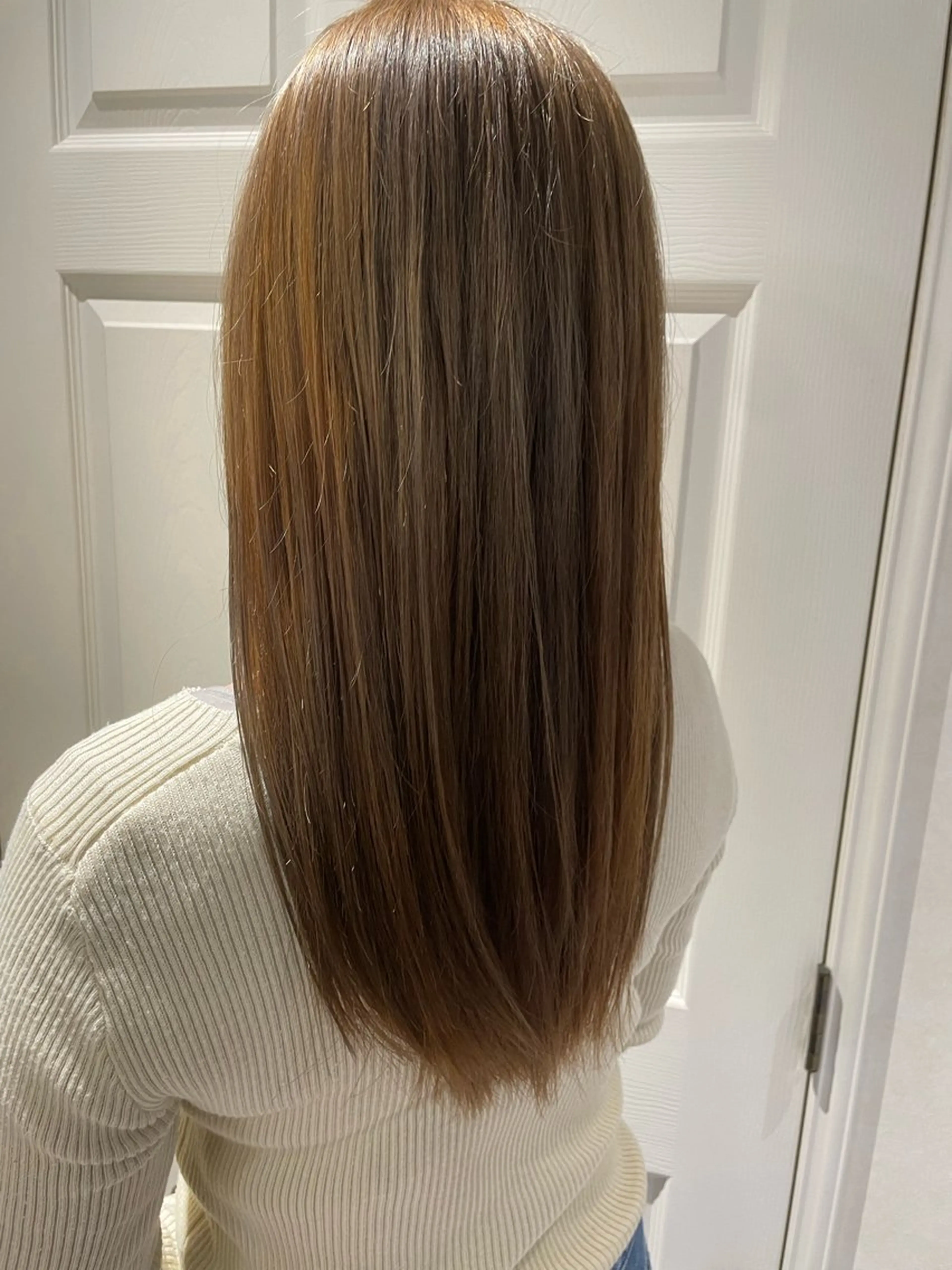 セミロング カット ヘアカラー 柳井 準平のヘアスタイル