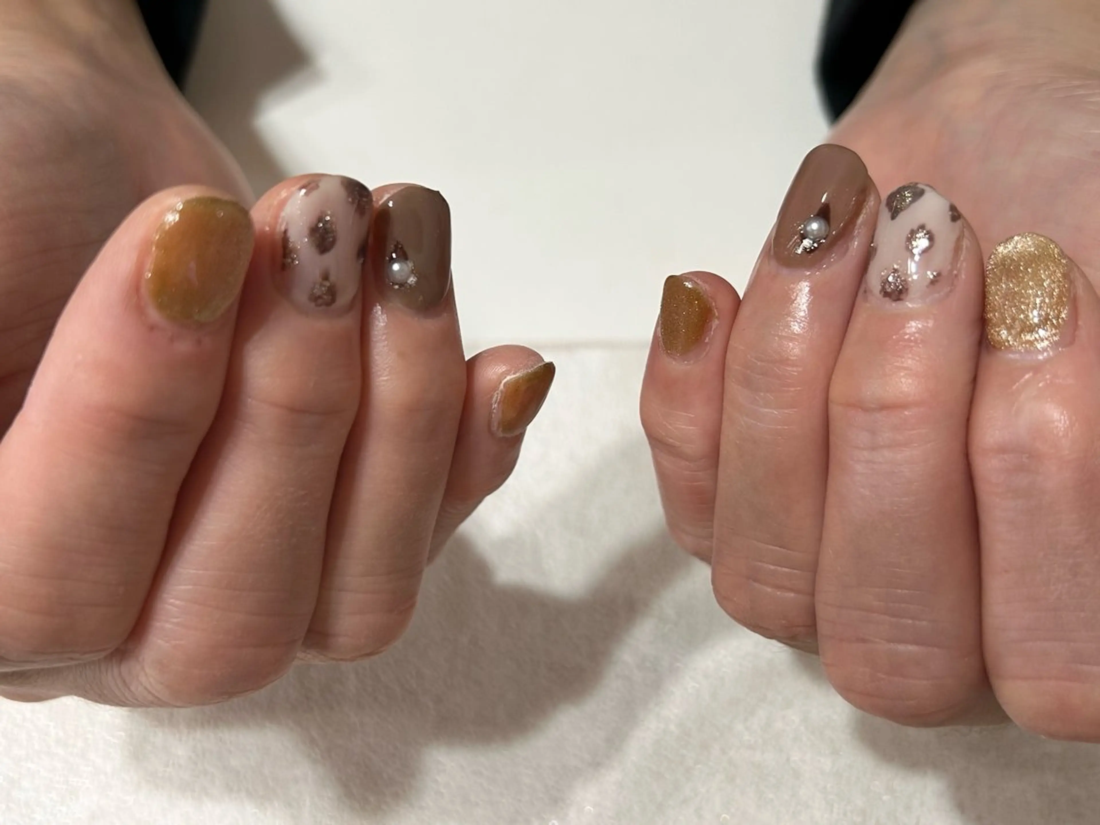 ネイル オーロラネイル フットネイル フレンチネイル ジェルネイル マグネットネイル ハンドネイル kikinail 溝の口のネイルデザイン