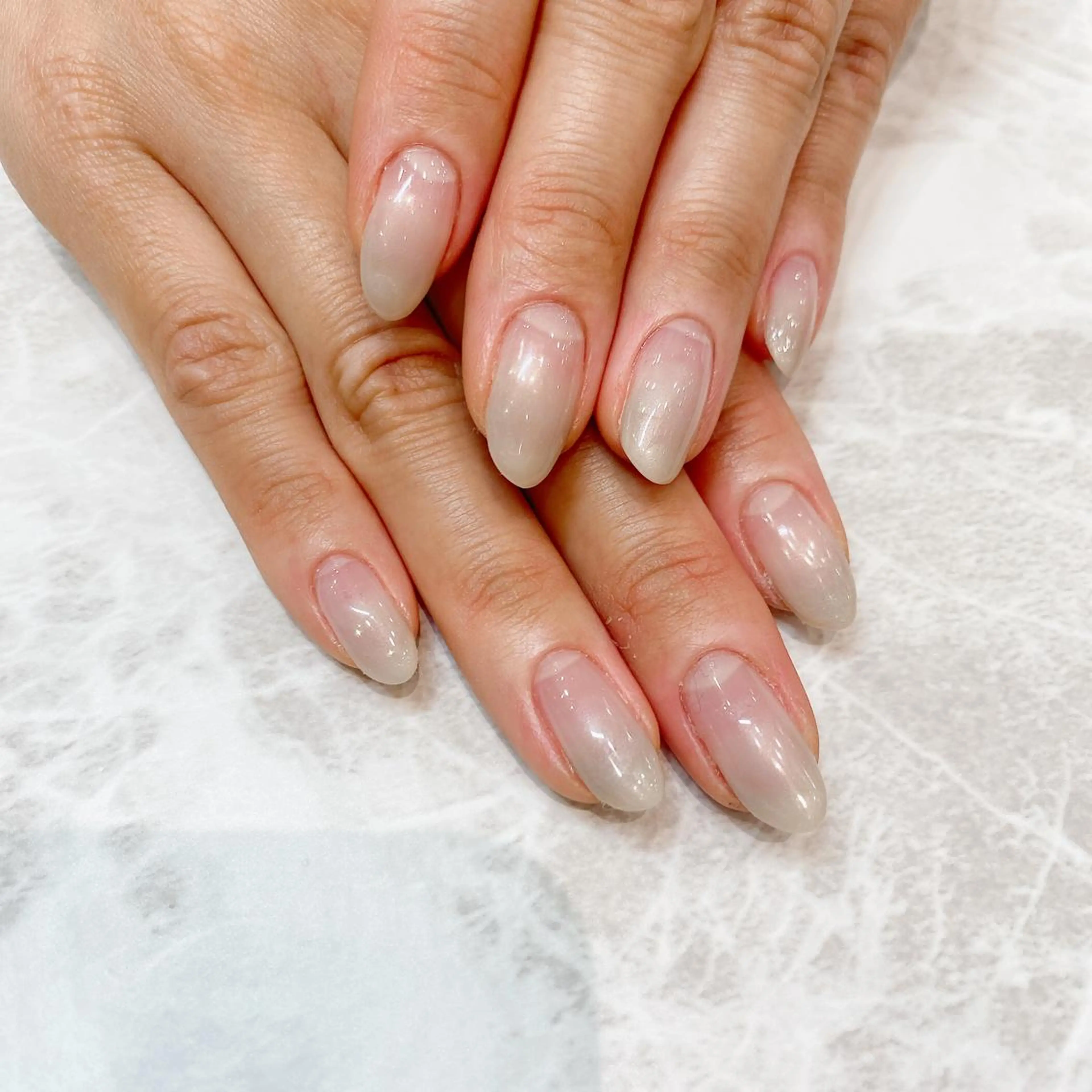 ネイル グラデーション ハンドネイル 関谷 真登佳のネイルデザイン