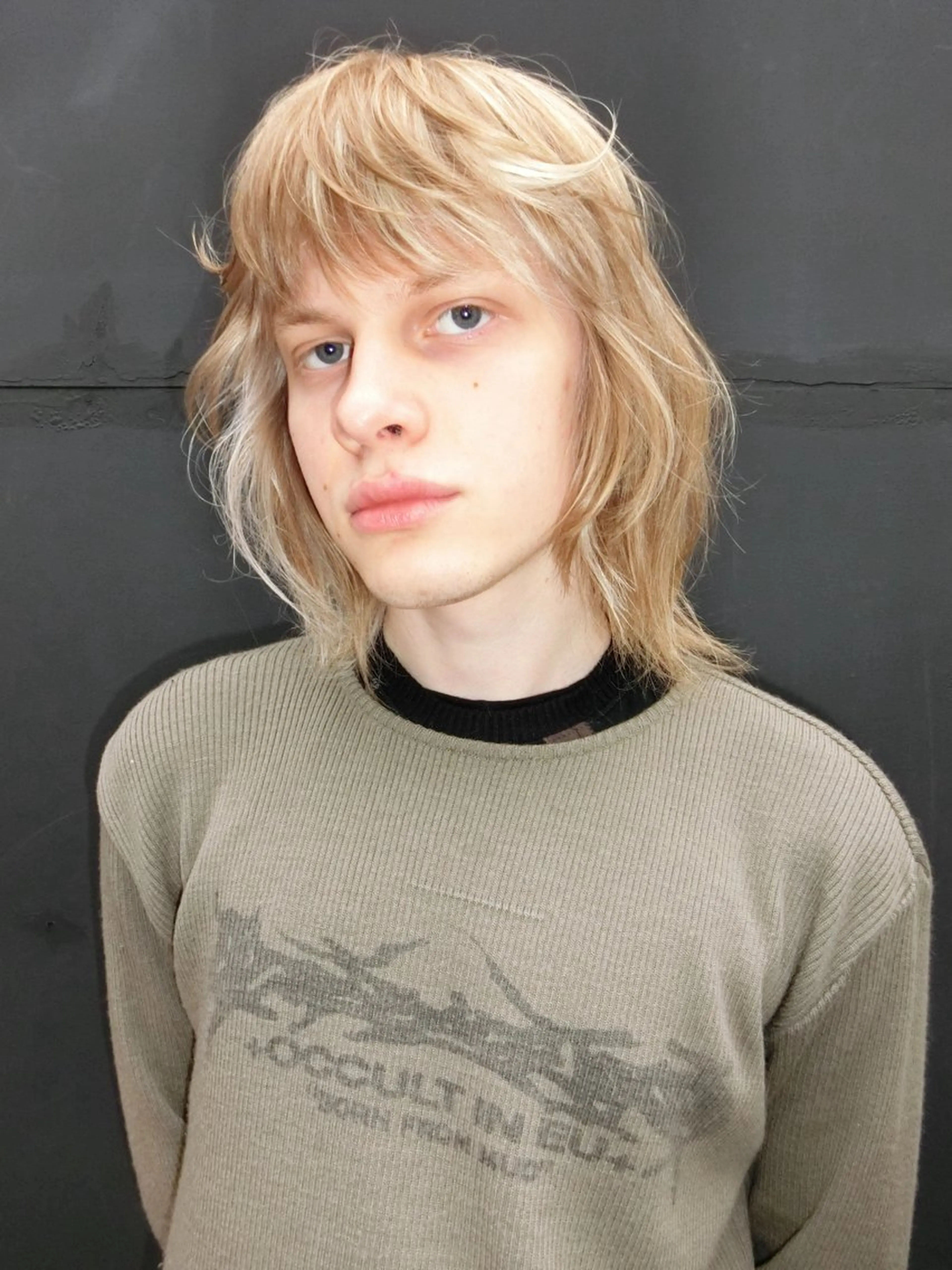 ミディアム カラー ベージュカラー ツートーンカラー レイヤーカット 🪐無料カットモデル 募集中🪐ナオキのヘアスタイル