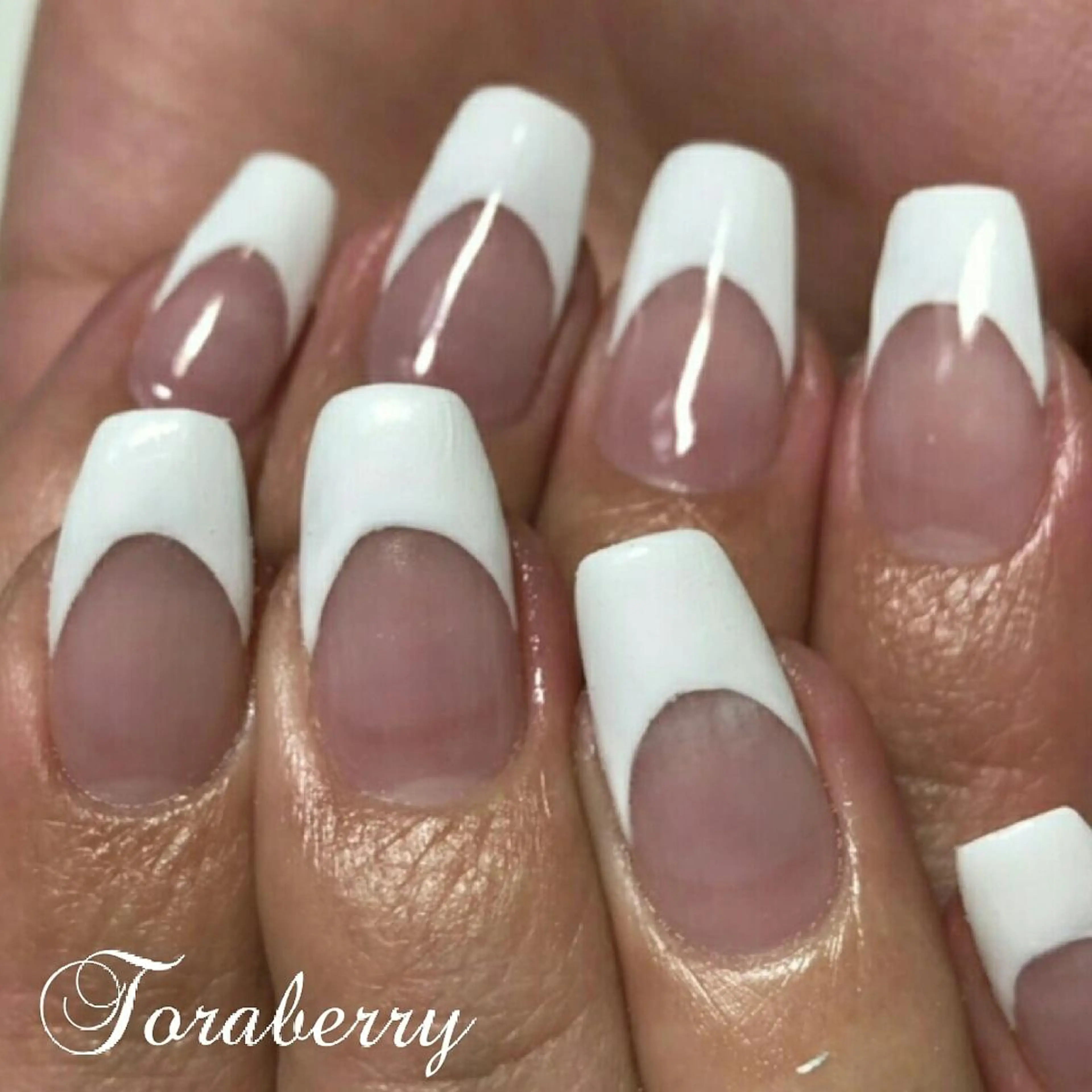 ネイル フレンチネイル ハンドネイル ネイリスト なつみのネイルデザイン