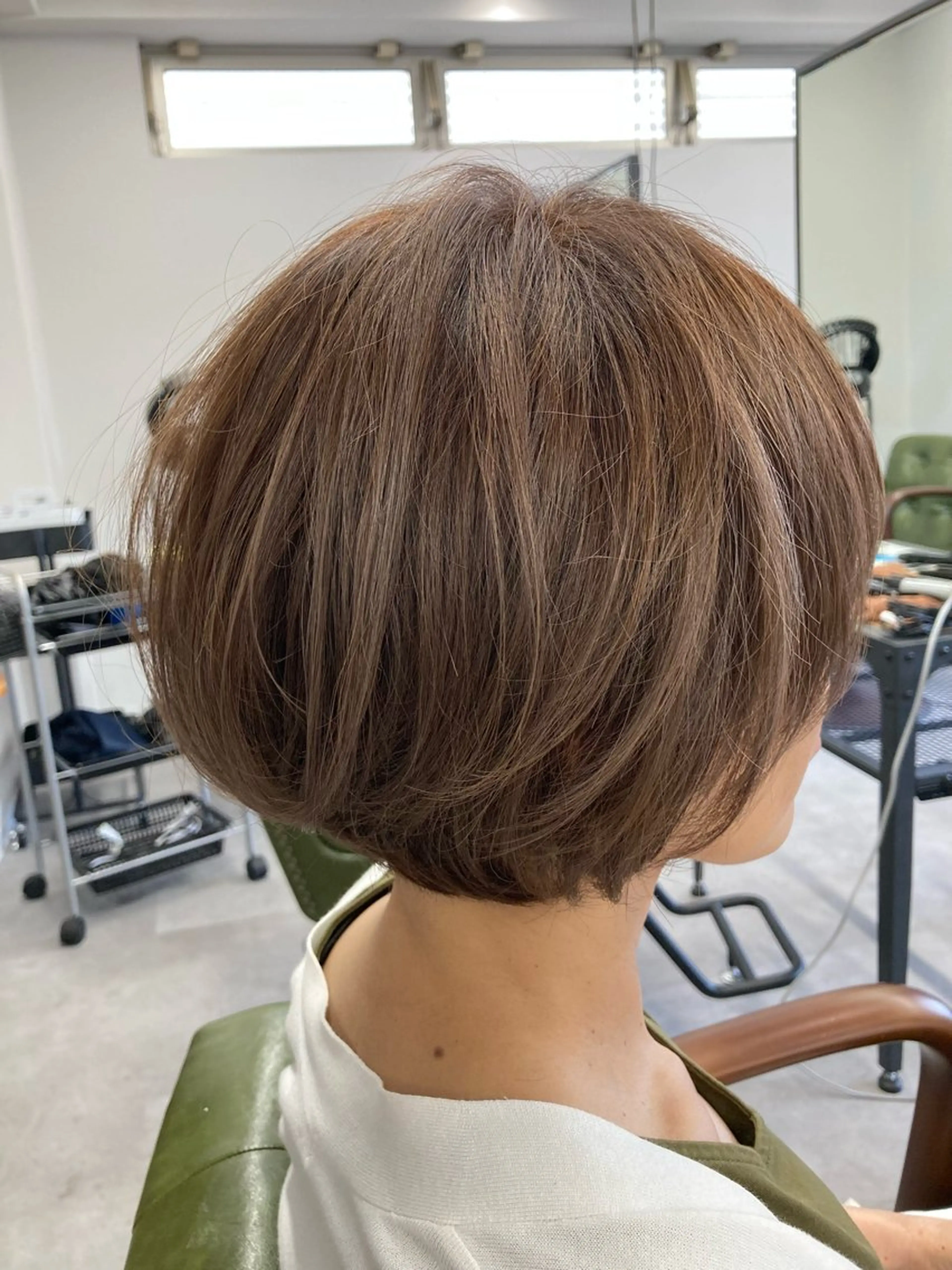 ショート カラー ショートボブ 丸みショート ボブ ショートヘア カット ヘアカラー トリートメント SHAFT Ieiriのヘアスタイル