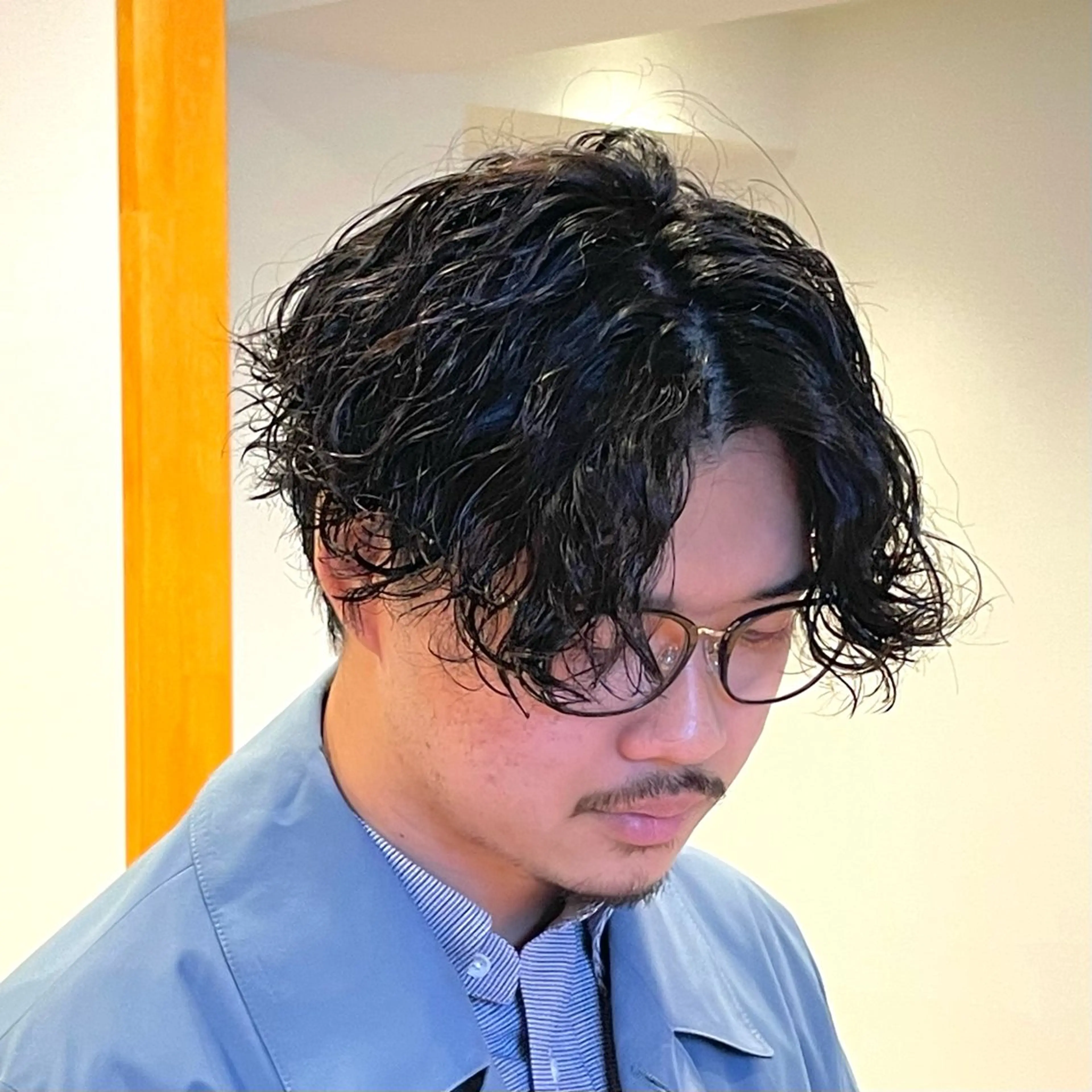 メンズ 波巻きパーマ カット パーマ トリートメント メンズ 特化・川田のヘアスタイル