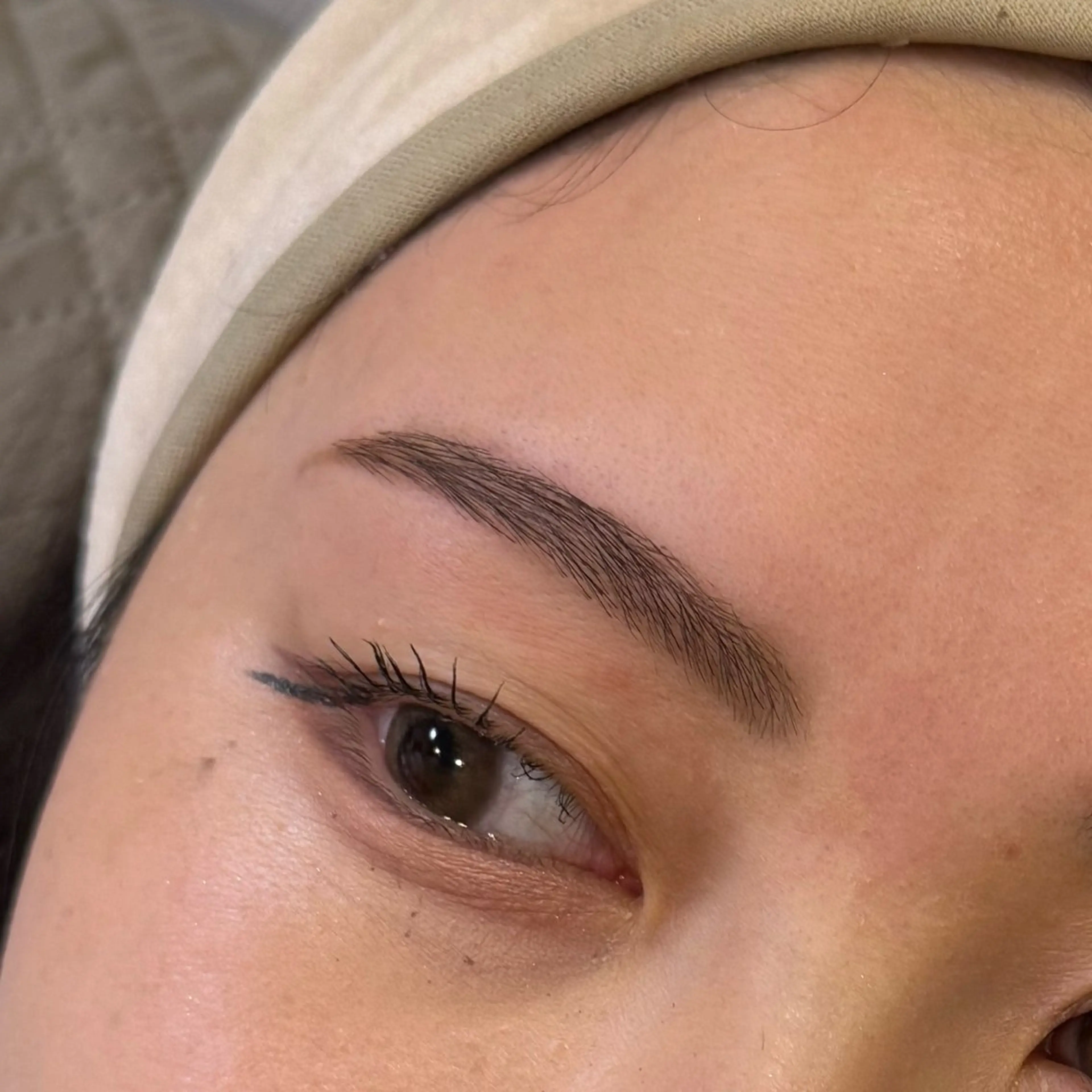 アイブロウ 眉毛ワックス脱毛 蛇沼 枝里の眉毛・アイブロウイメージ