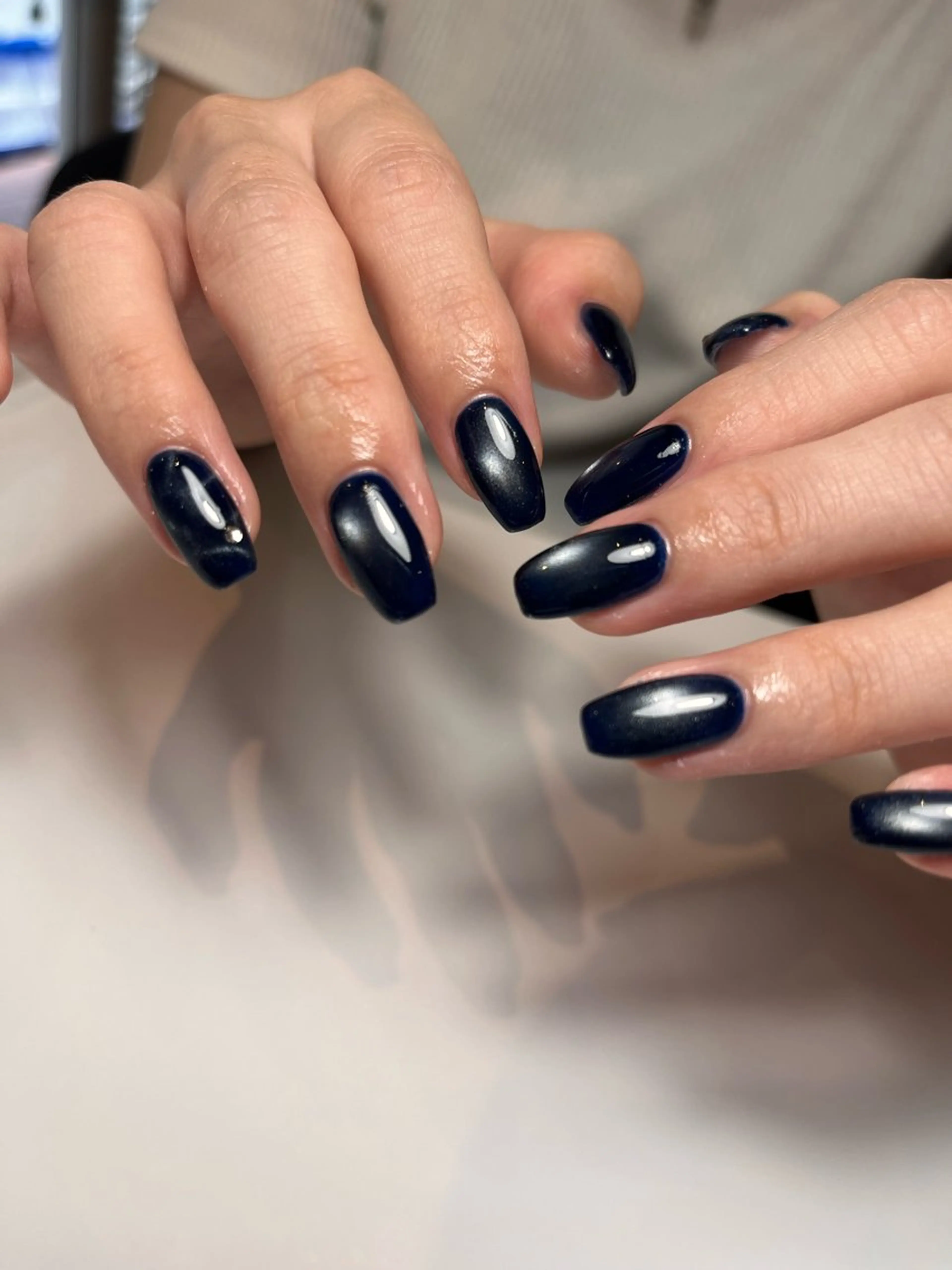 ネイル ブルー マグネットネイル ネイビー ハンドネイル ballie／小野原 なつみのネイルデザイン