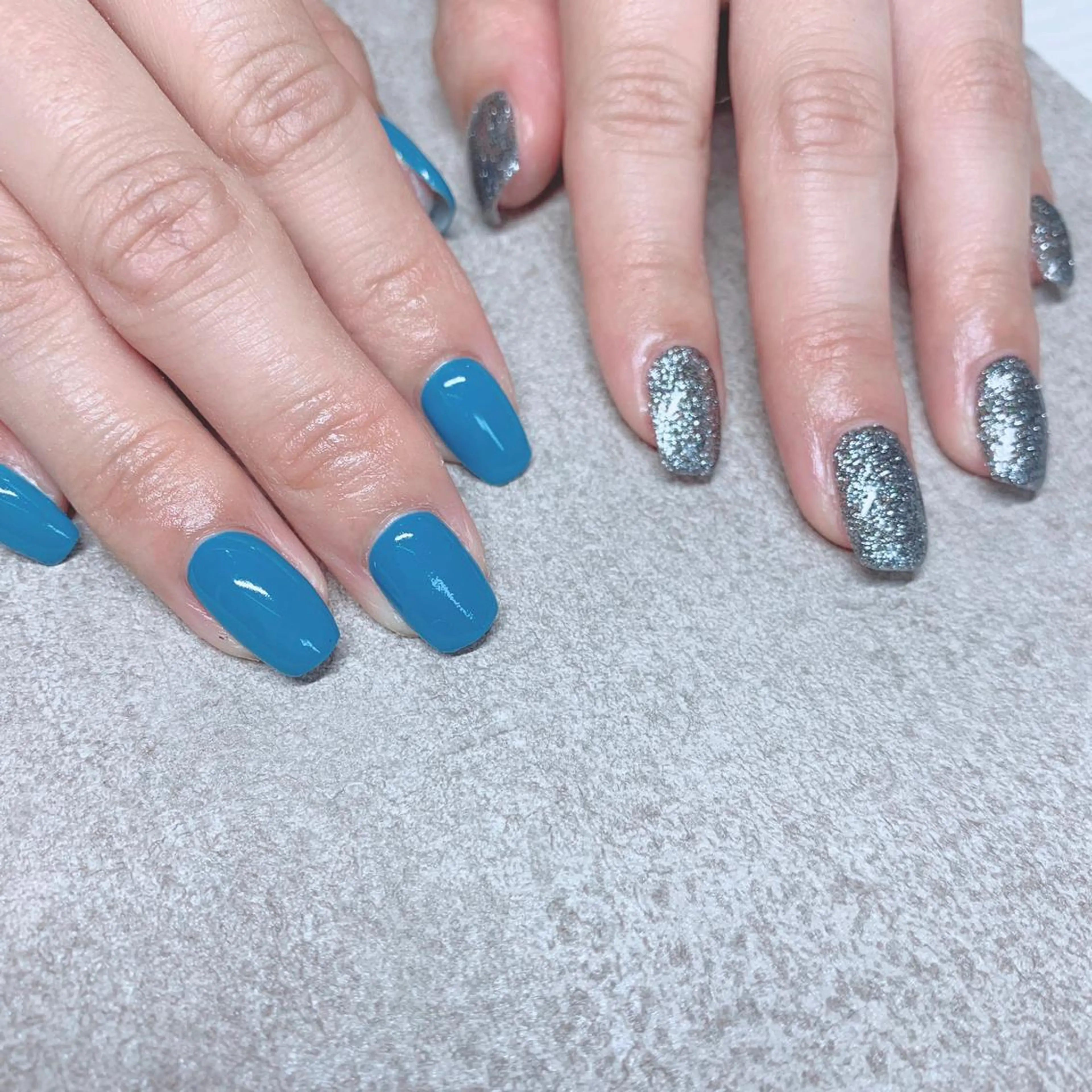 カラー ネイル ハンドネイル Cozy_ ilumのネイルデザイン