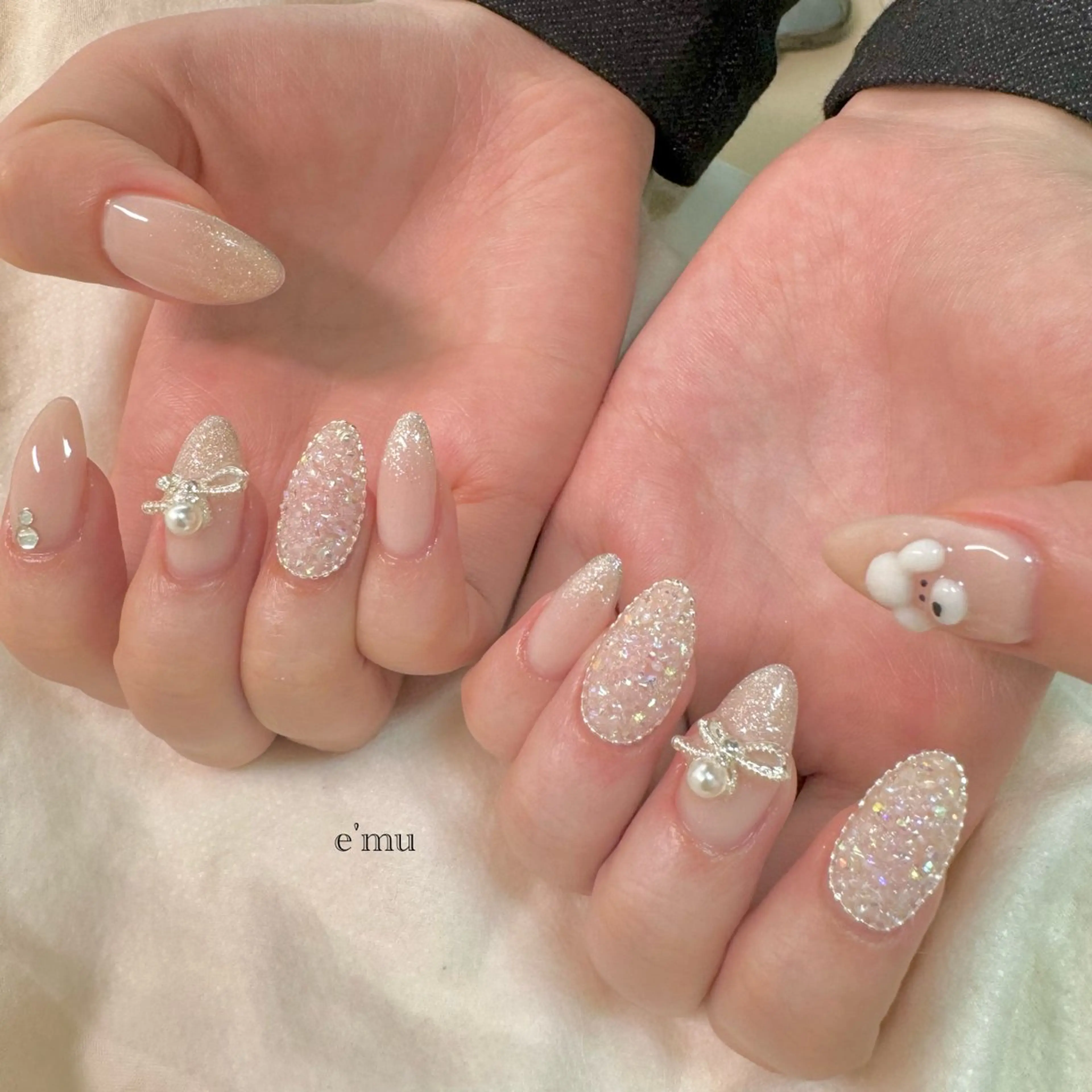 ネイル フレンチネイル ガーリー ハンドネイル nail salon e'mu💐のネイルデザイン