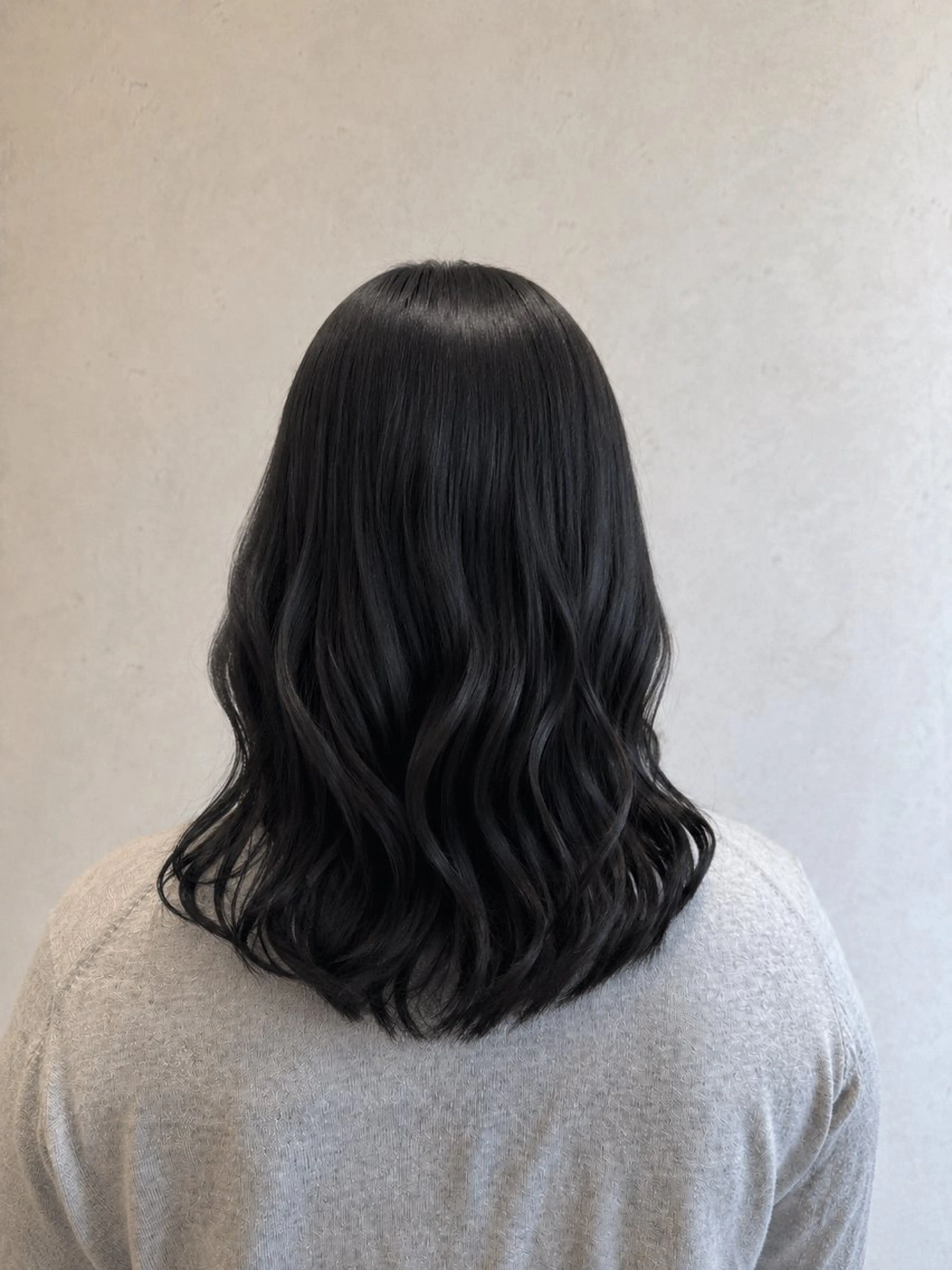 【✨️𝐦𝐢𝐧𝐢𝐦𝐨限定✨️】《🖤ᩚ盛れる艶暗髪カラー➕トリートメント🖤ᩚ》の写真