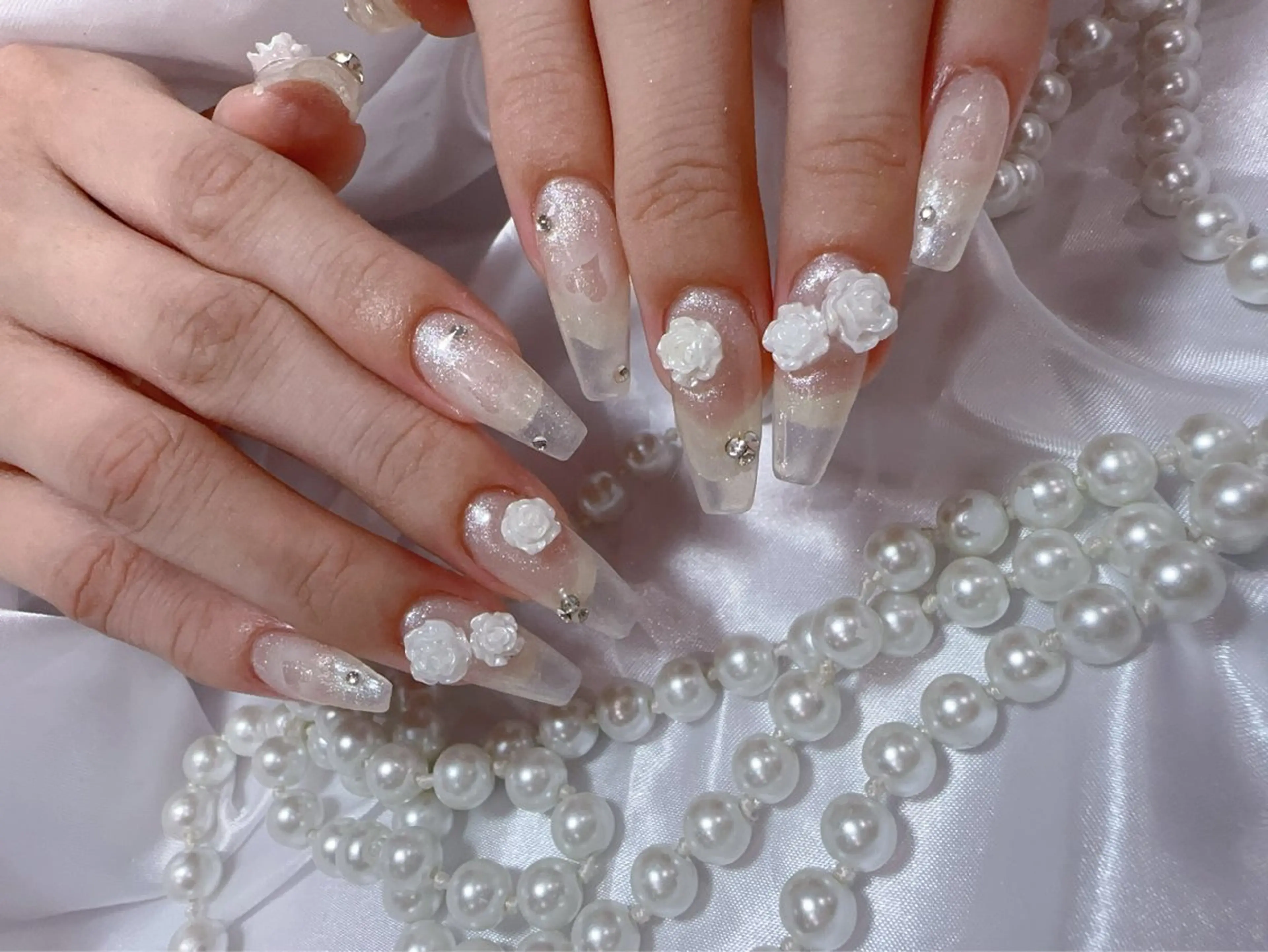 ネイル アートネイル フラッシュネイル フレンチネイル ジェルネイル ガラスフレンチ ハンドネイル You&Me Miyuのネイルデザイン