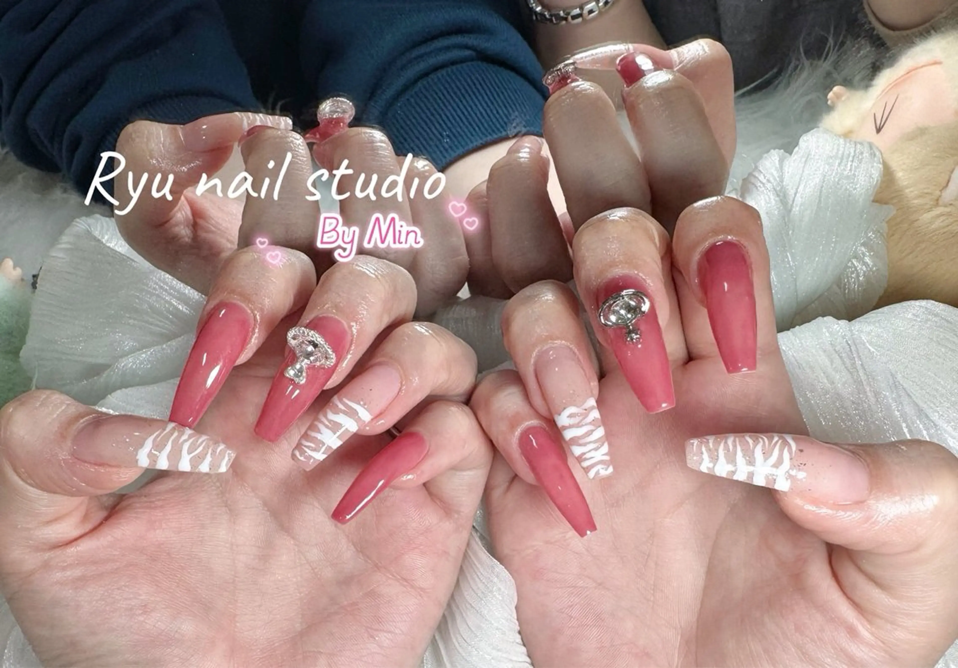 ネイル アートネイル ジェルネイル グラデーション マグネットネイル ニュアンスネイル ハンドネイル Ryu nail studioのネイルデザイン