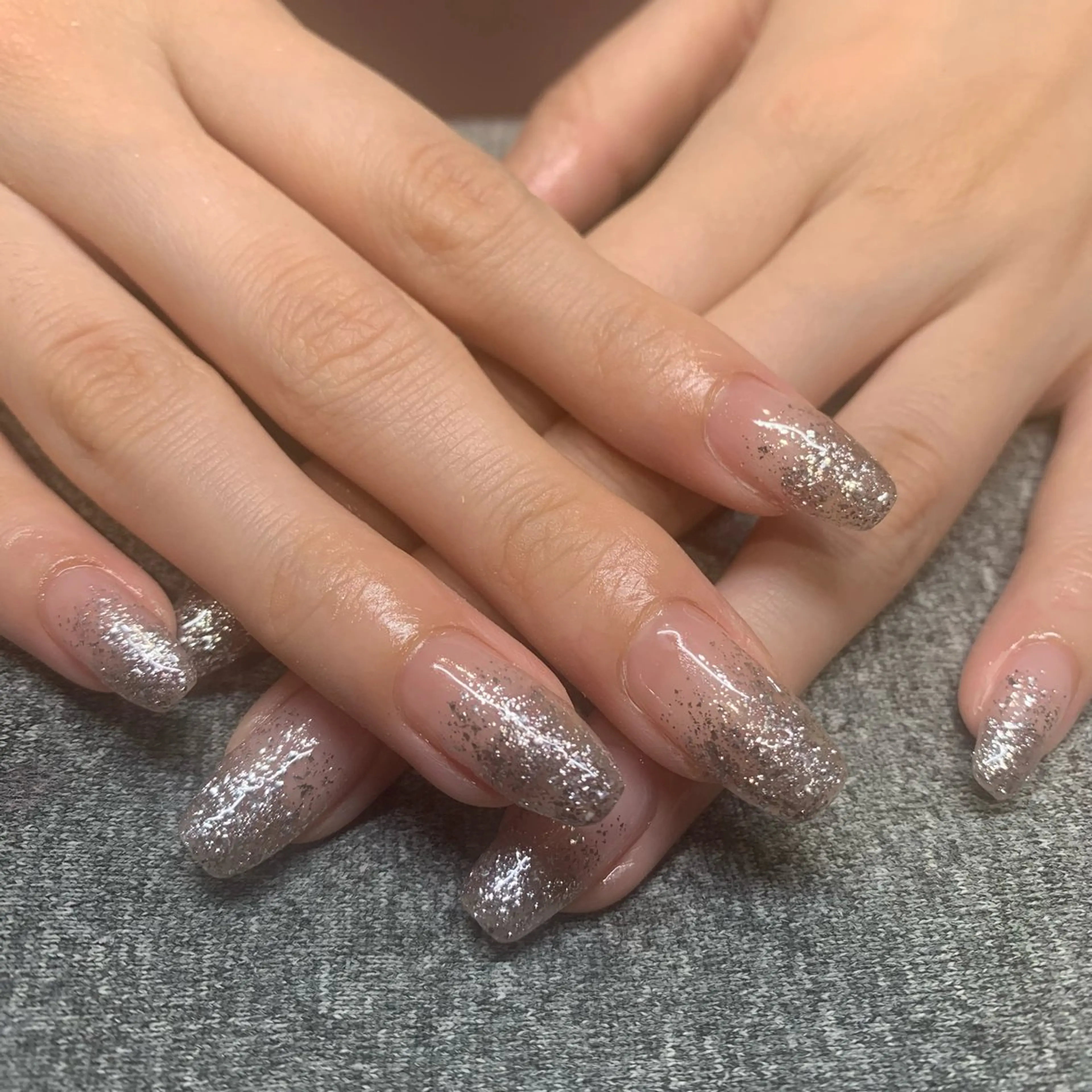 ネイル ラメ(グリッター) ラメグラデーション &robe yurieのネイルデザイン