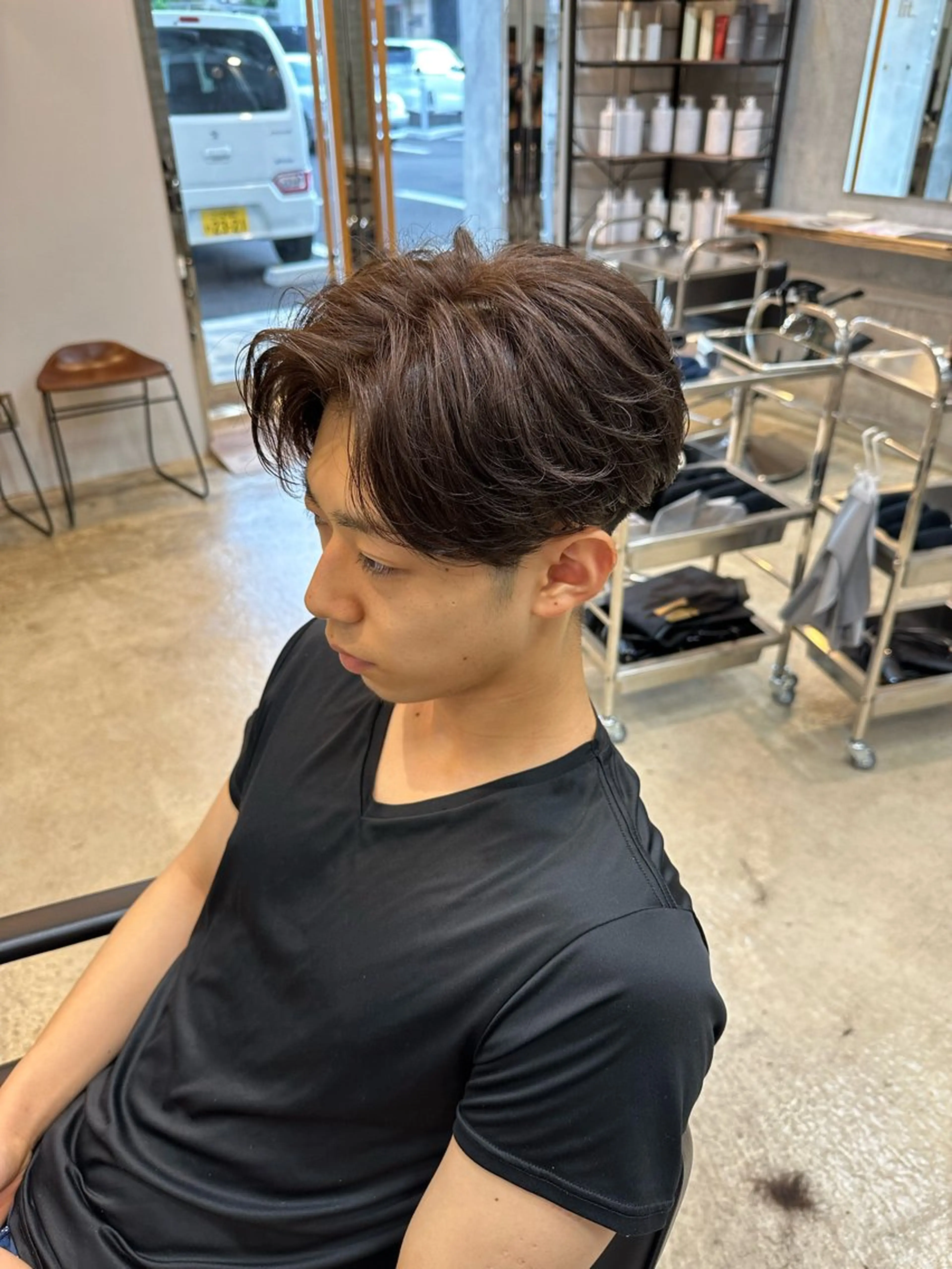 ショート カラー パーマ メンズ 倉持 誠也　フェザーパーマのヘアスタイル