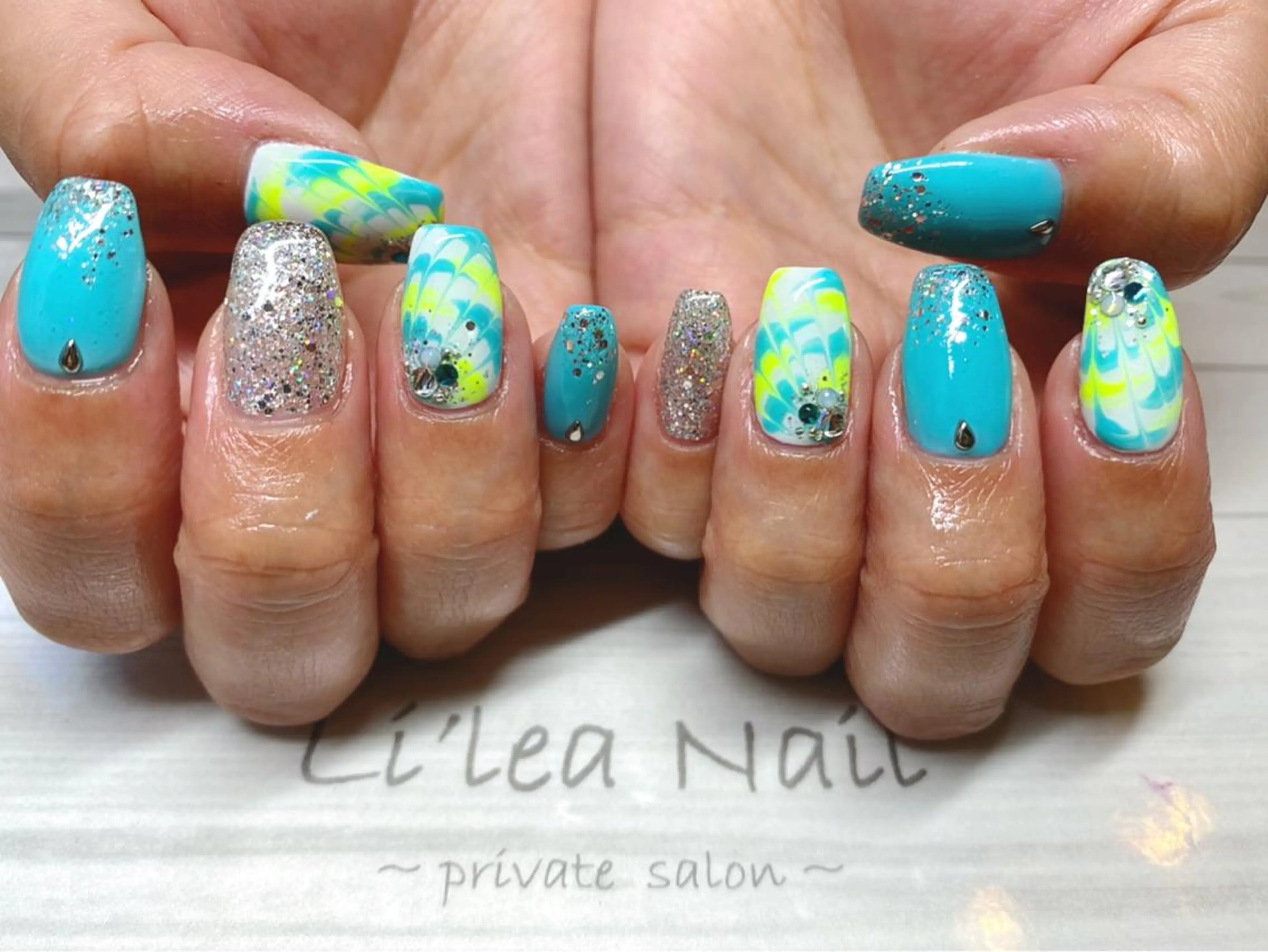 ネイル Li'leaNail AINAのネイルデザイン