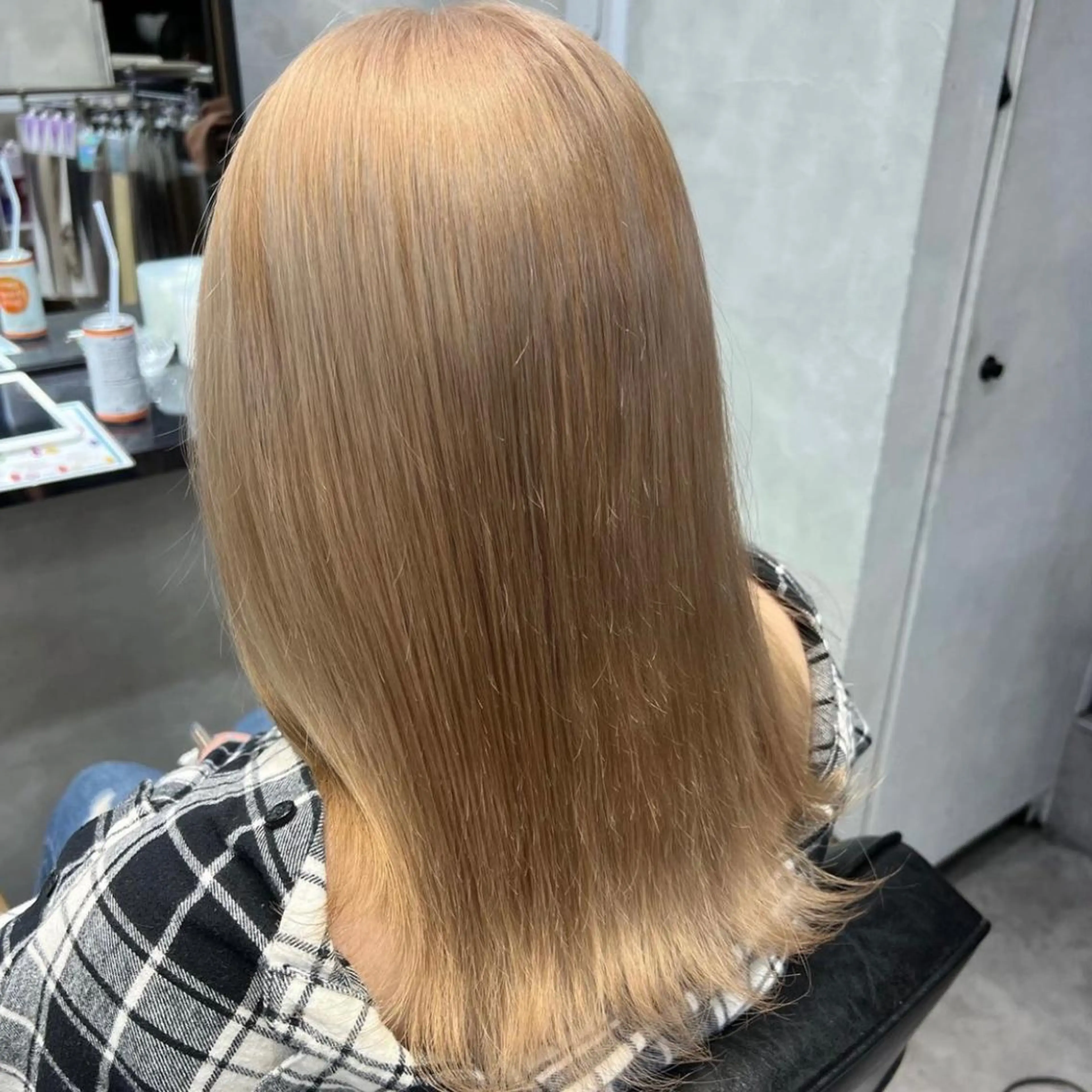 セミロング カラー ヘアアレンジ シールエクステ アッシュ バレイヤージュ ベージュカラー ブリーチ ar+ ❤︎ maiのヘアスタイル