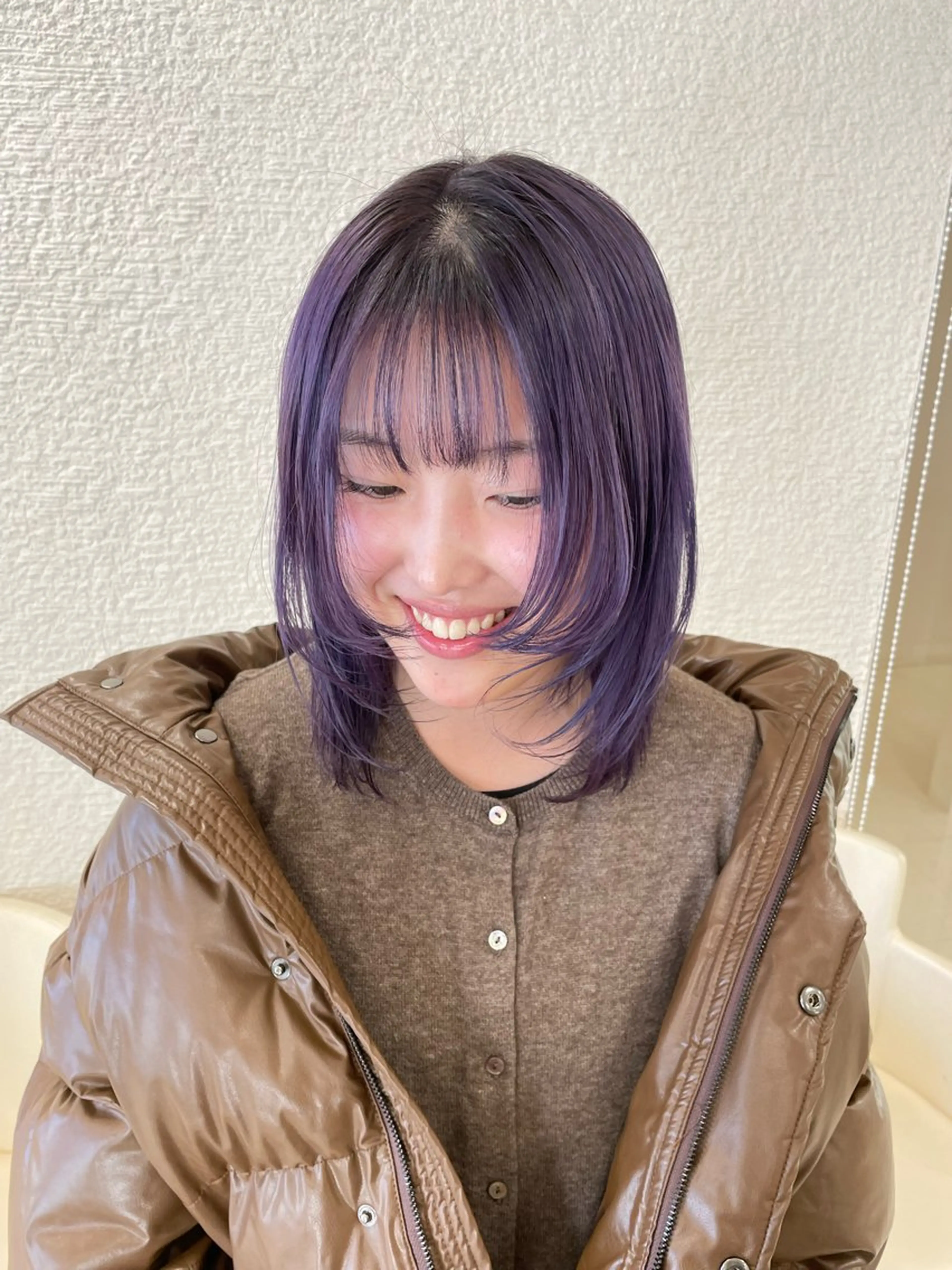 ミディアム カラー ヘアカラー 透明感ベージュ🎀 艶髪/レイヤー/AOのヘアスタイル