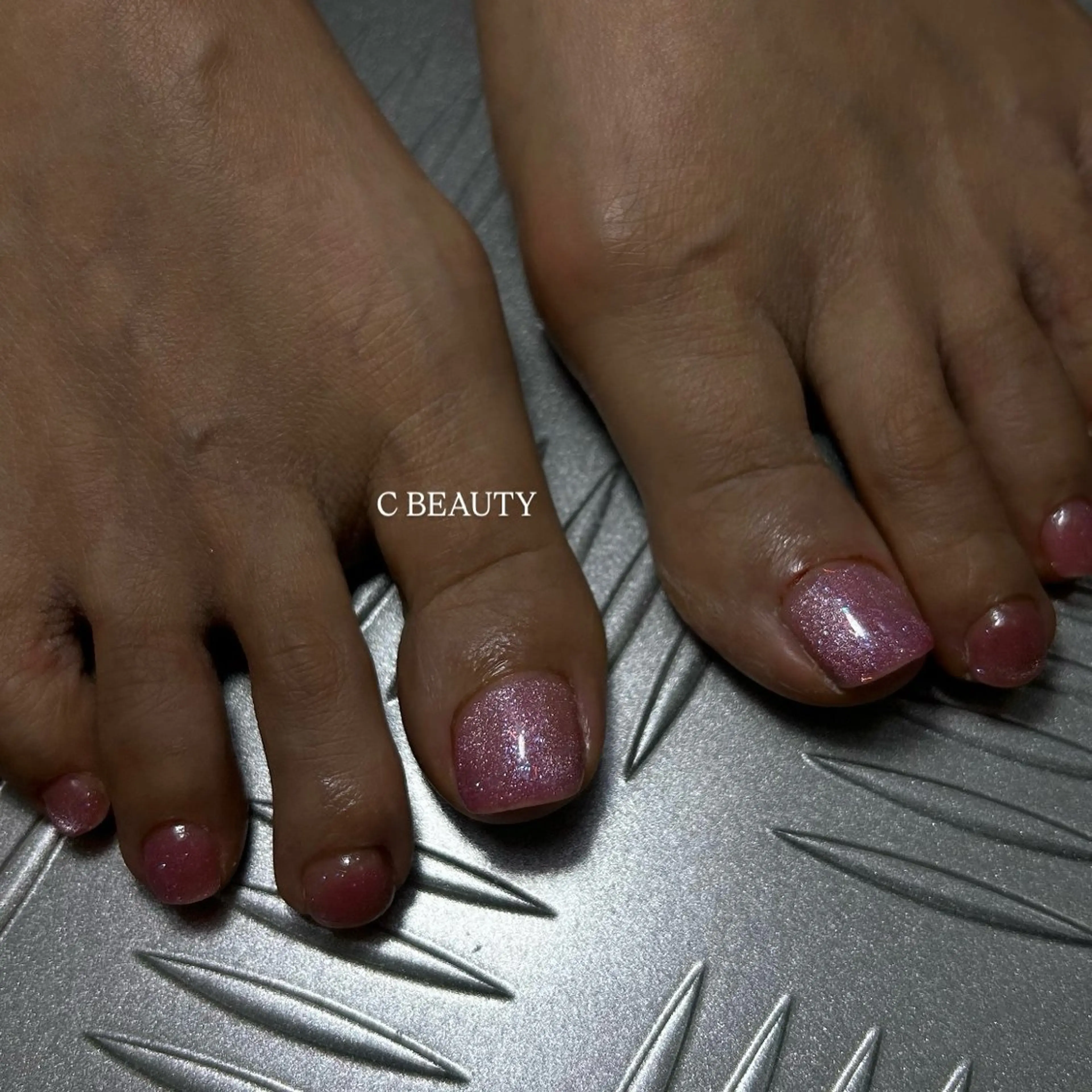 ネイル フットネイル マグネットネイル C BEAUTY／ KAEDEのネイルデザイン