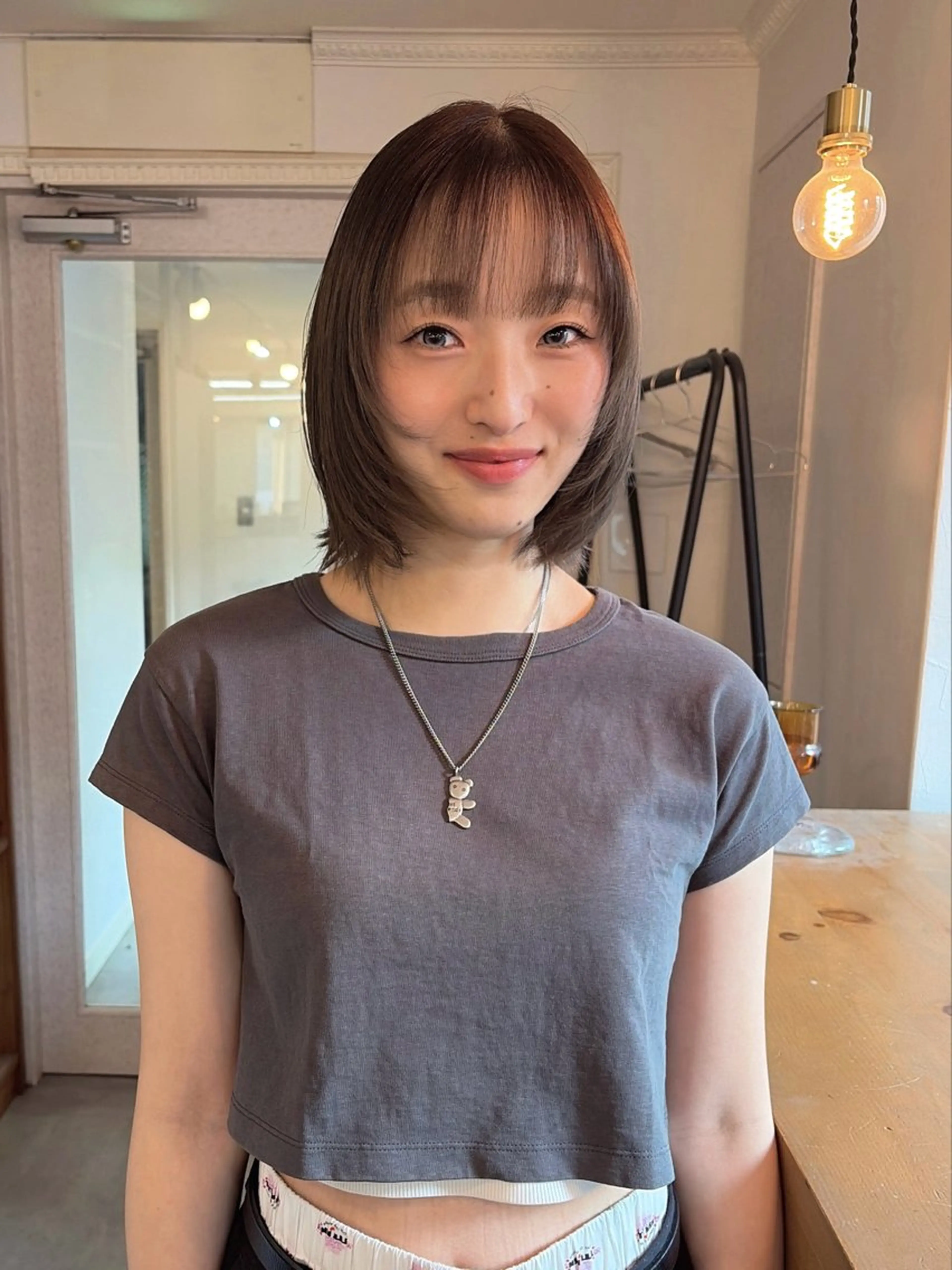 ミディアム カット ヘアカラー 南堀江レイヤーカット MIKU🍒のヘアスタイル