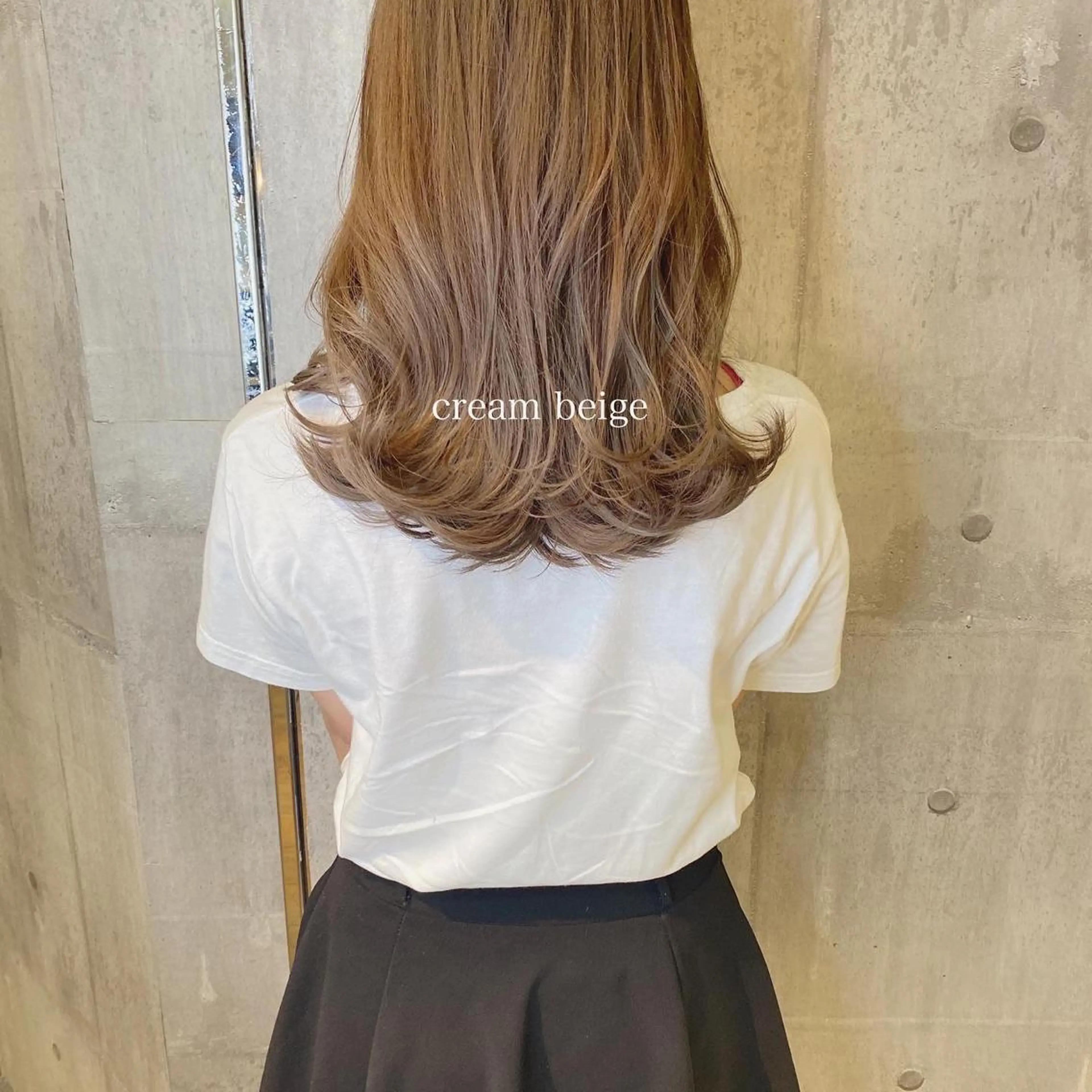 ミディアム カラー グレージュ 田室 和幸のヘアスタイル