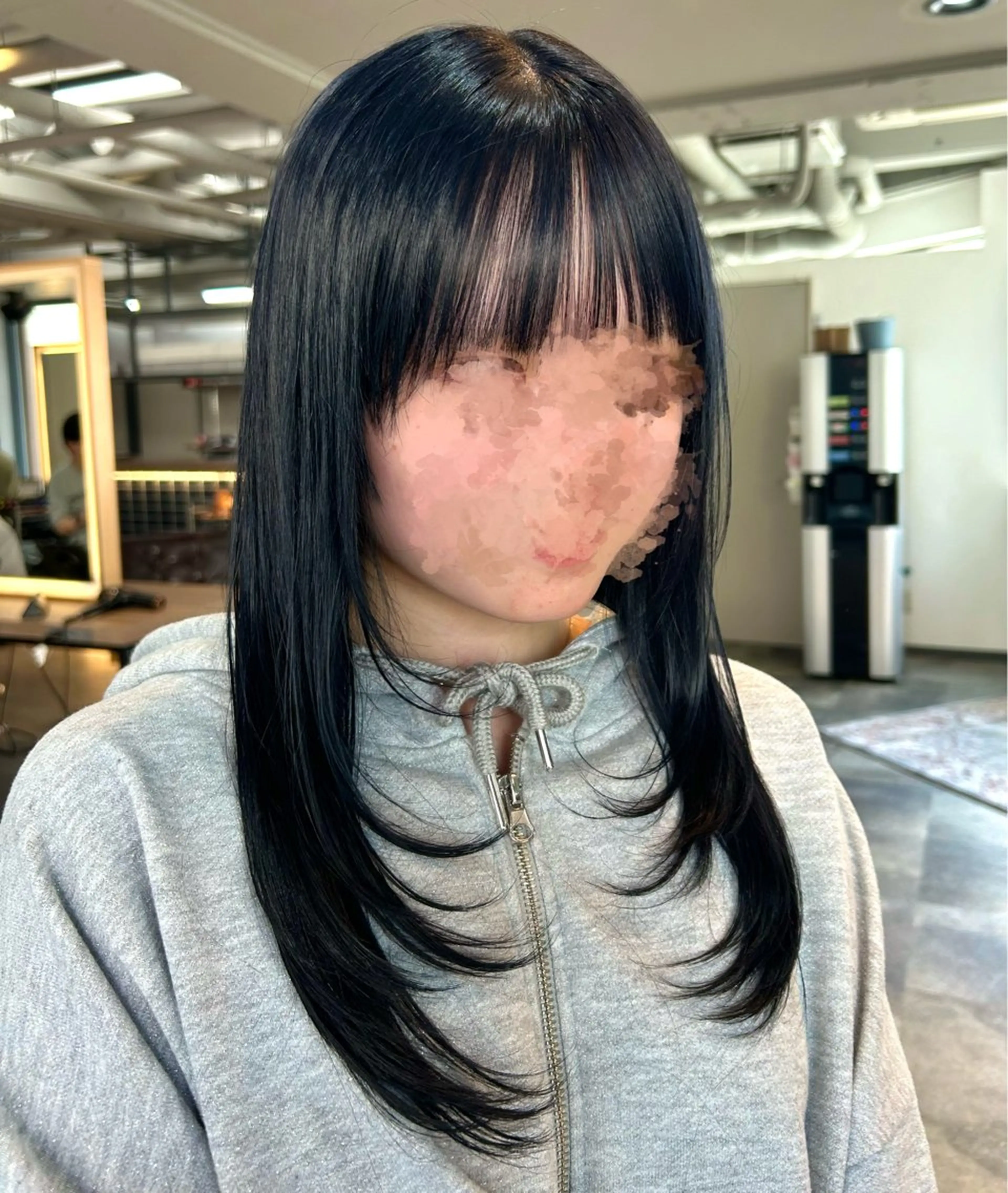 ロング カラー 黒髪 ブリーチ ブルーカラー ブルーブラック カット ヘアカラー レイヤー/ハイトーン 艶感/ririkaのヘアスタイル