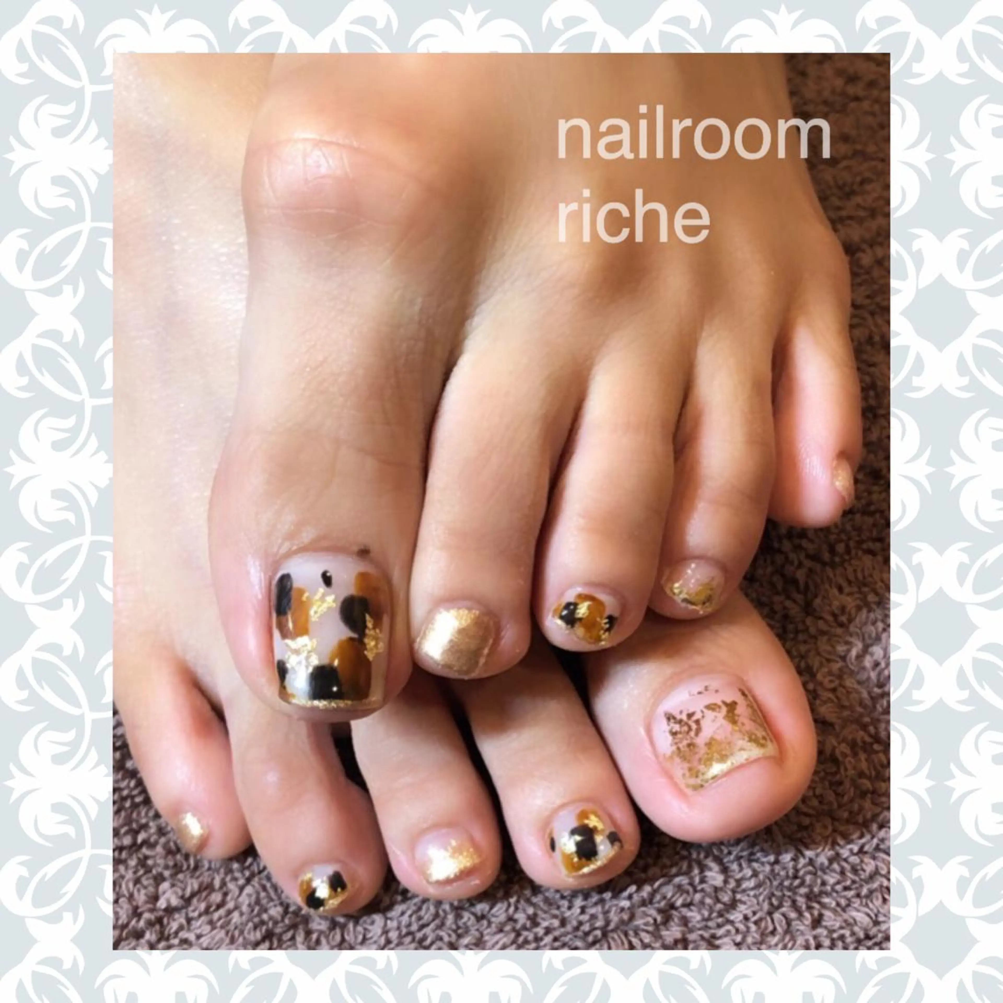 ネイル フットネイル nailroom richeのネイルデザイン