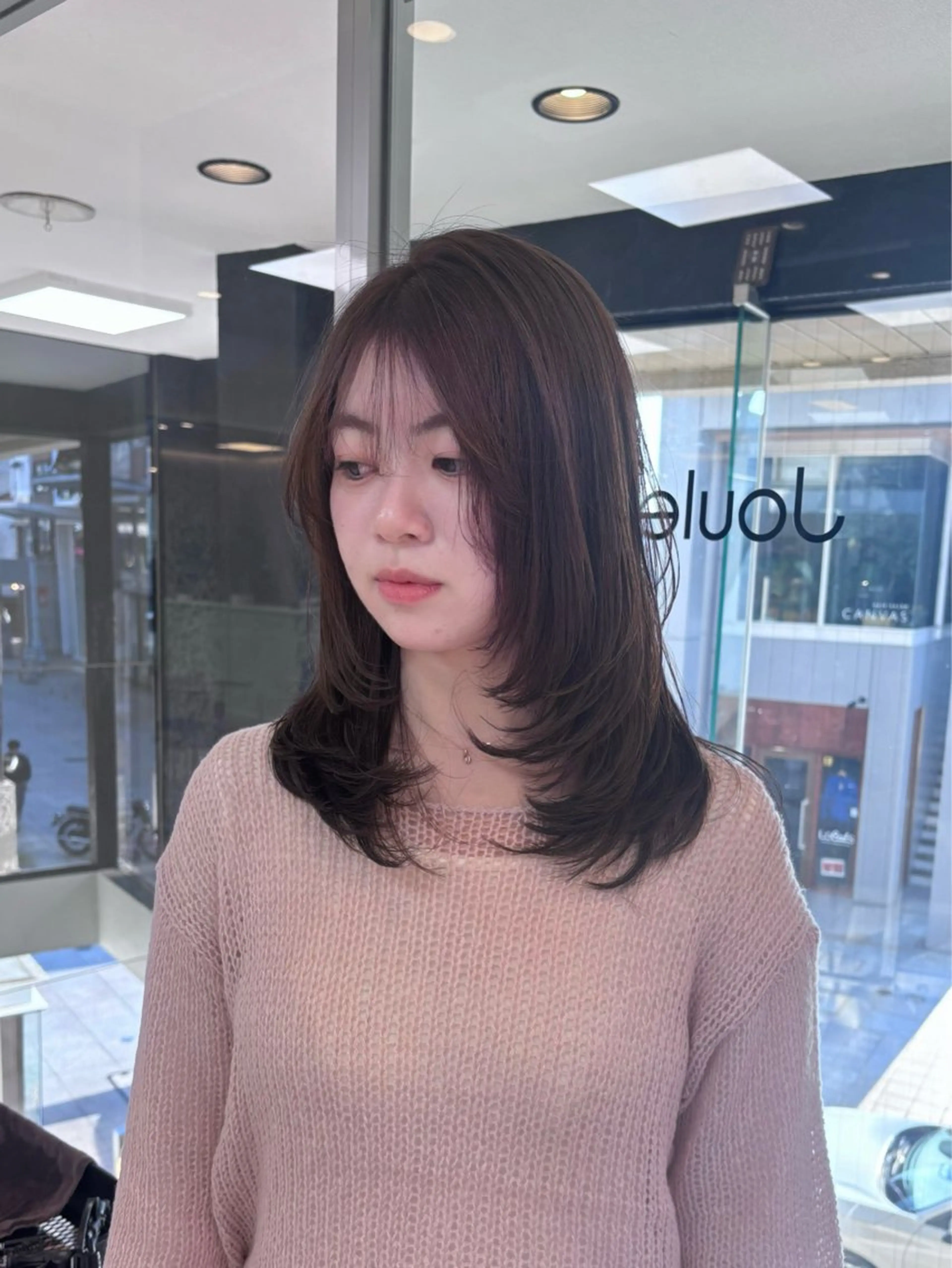 ミディアム カット ヘアカラー 竹田 佳奈のヘアスタイル